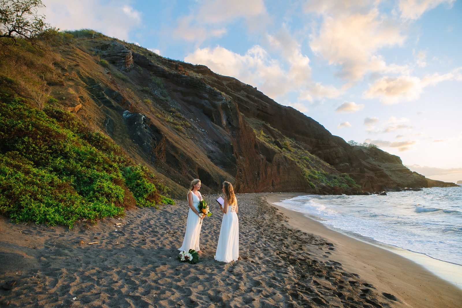 How to Elope to Hawaii Your Complete Elopement Guide to Oahu, Maui