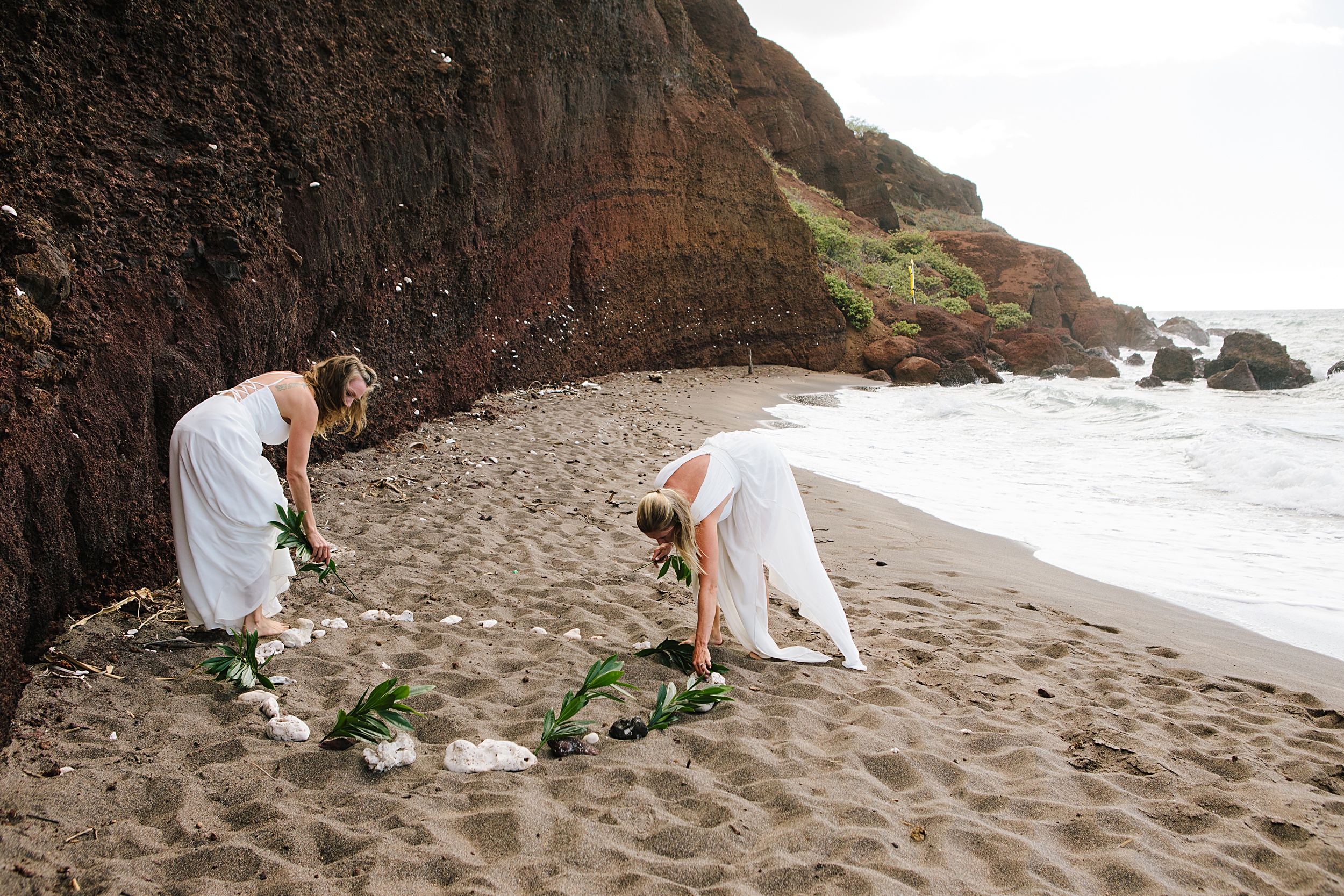 Christie-and-Patti-117 Unforgettable Hawaii Adventure Elopement with Underwater Scuba Session