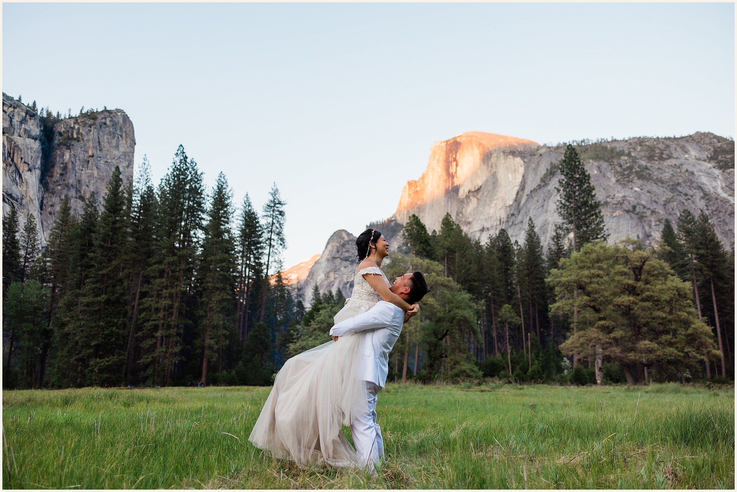 Spring-Yosemite-Elopement_Jinhee-and-Jason_0017-1024x684 Jinhee & Jason Get Married In Yosemite