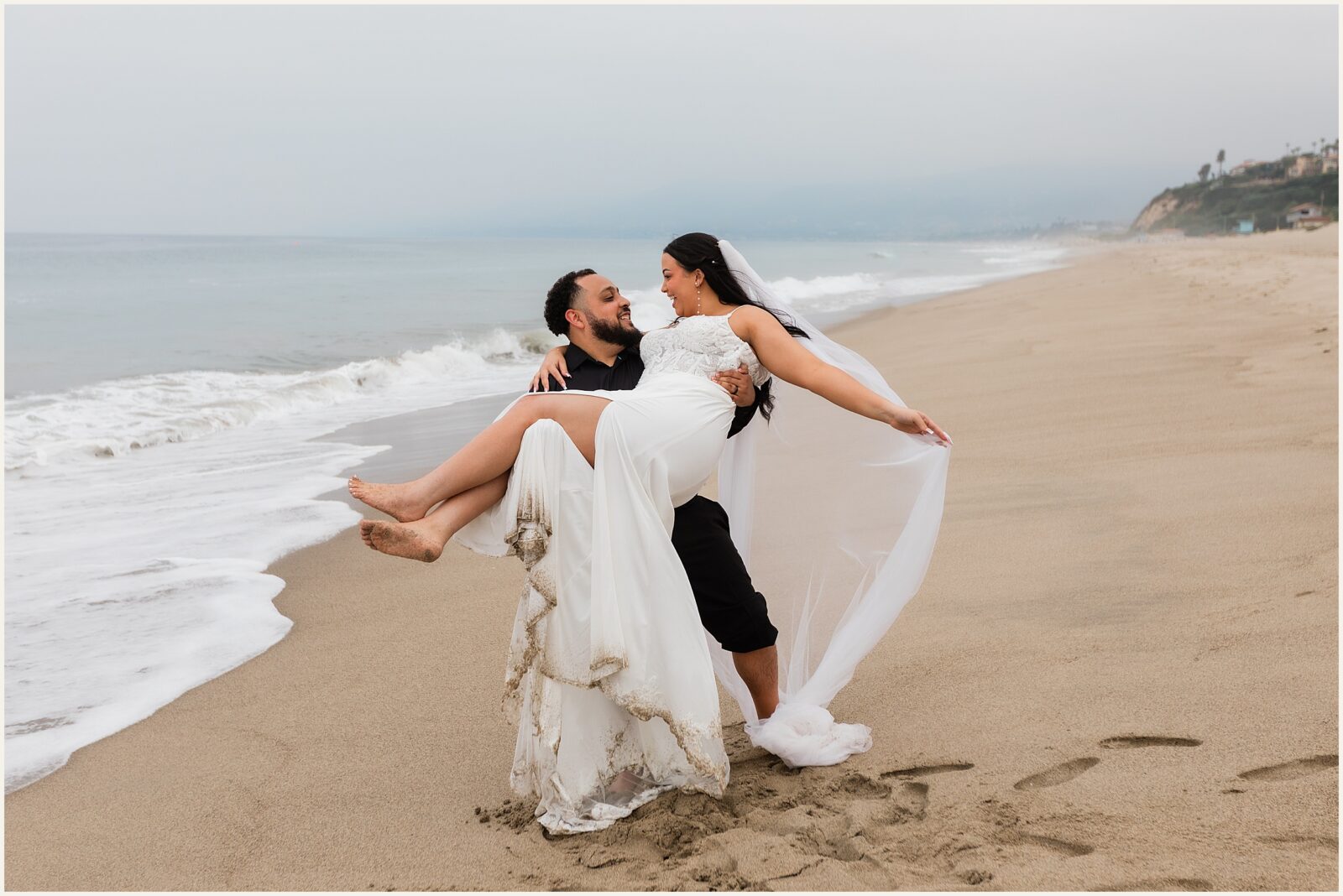 Malibu-Elopement_Abigail-and-Andy_0030 Intimate California Beach Wedding // Abigail & Andy