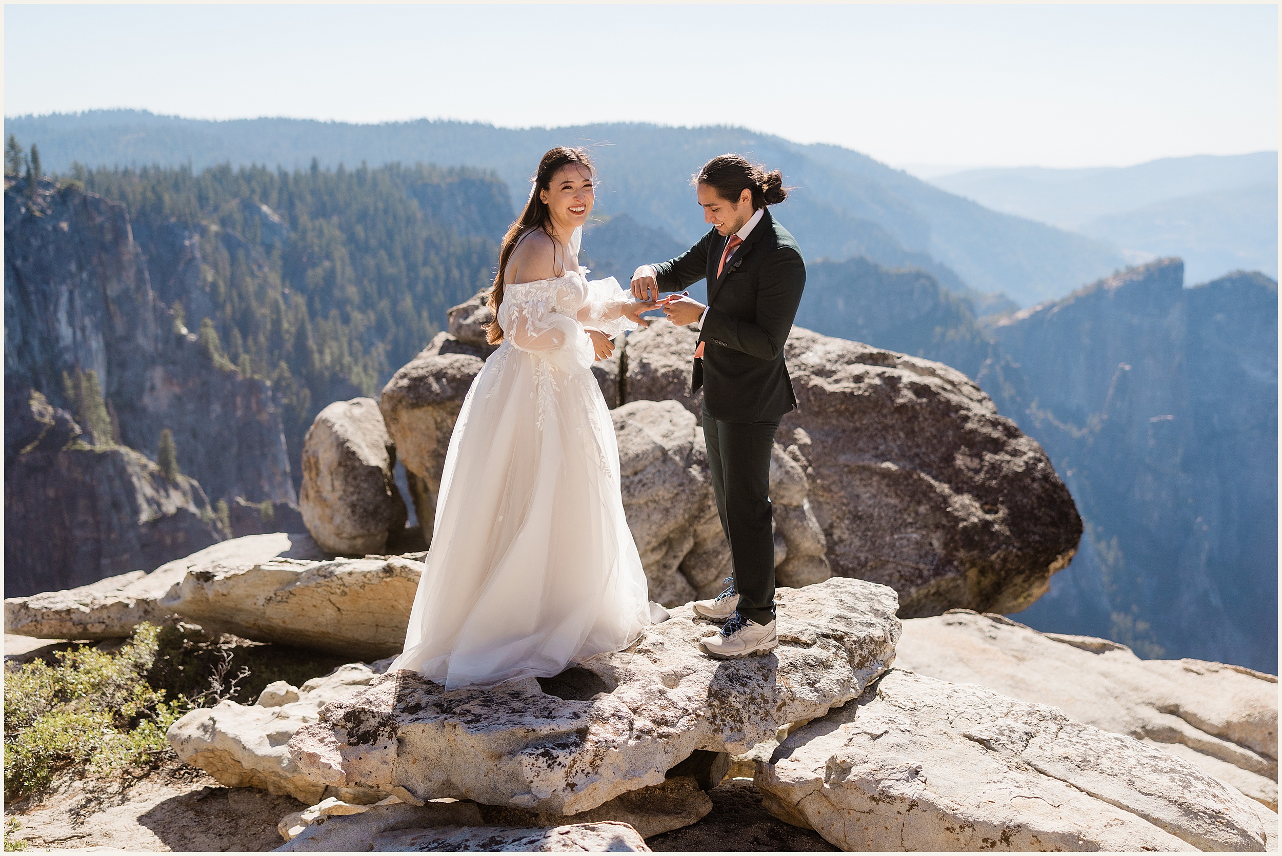 Yosemite-Elopement-Photographer_Makayla-and-Sam_0094 Dreamy Mountain Elopement in Yosemite National Park // Julissa + Silverio