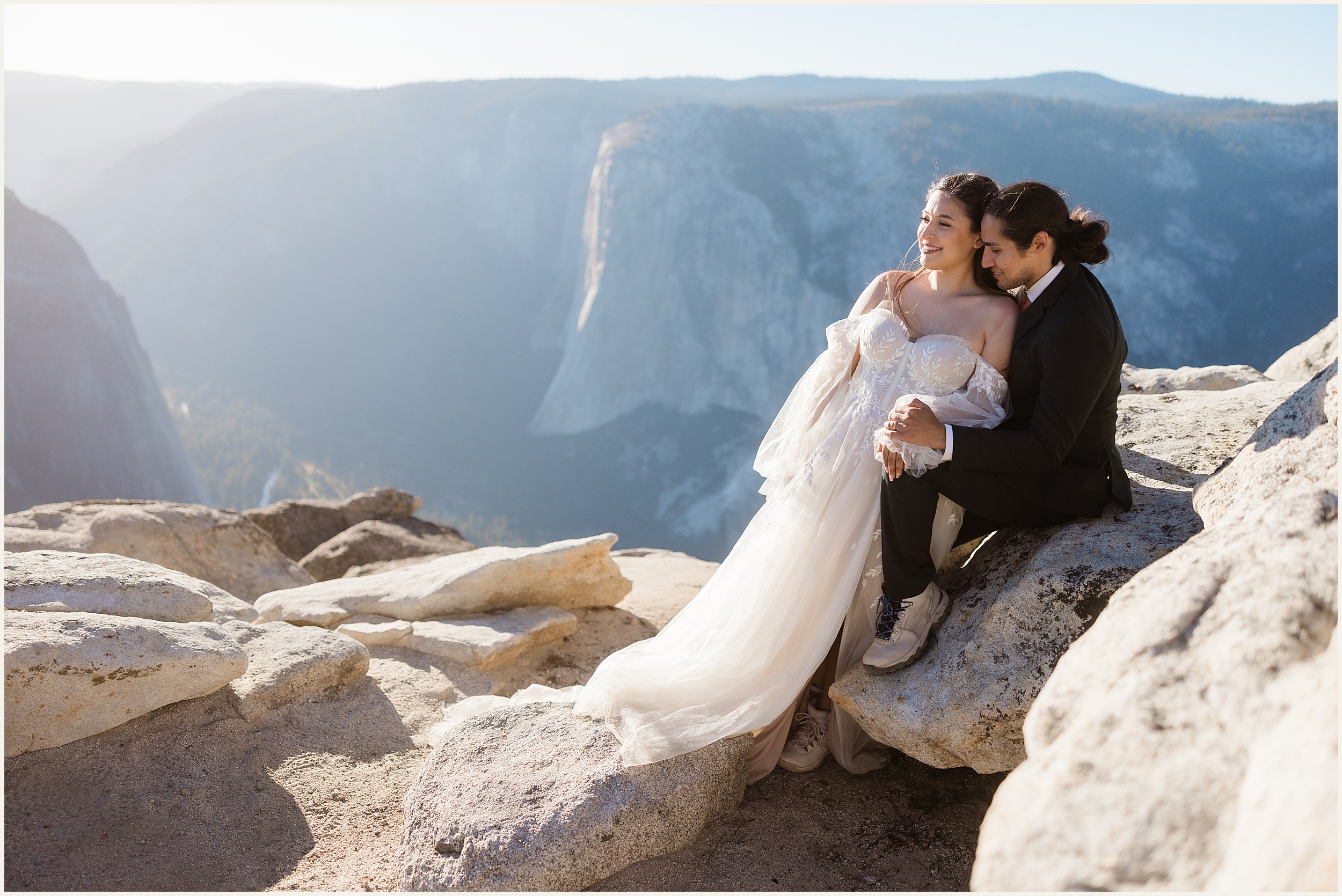 Yosemite-Elopement-Photographer_Makayla-and-Sam_0094 Dreamy Mountain Elopement in Yosemite National Park // Julissa + Silverio