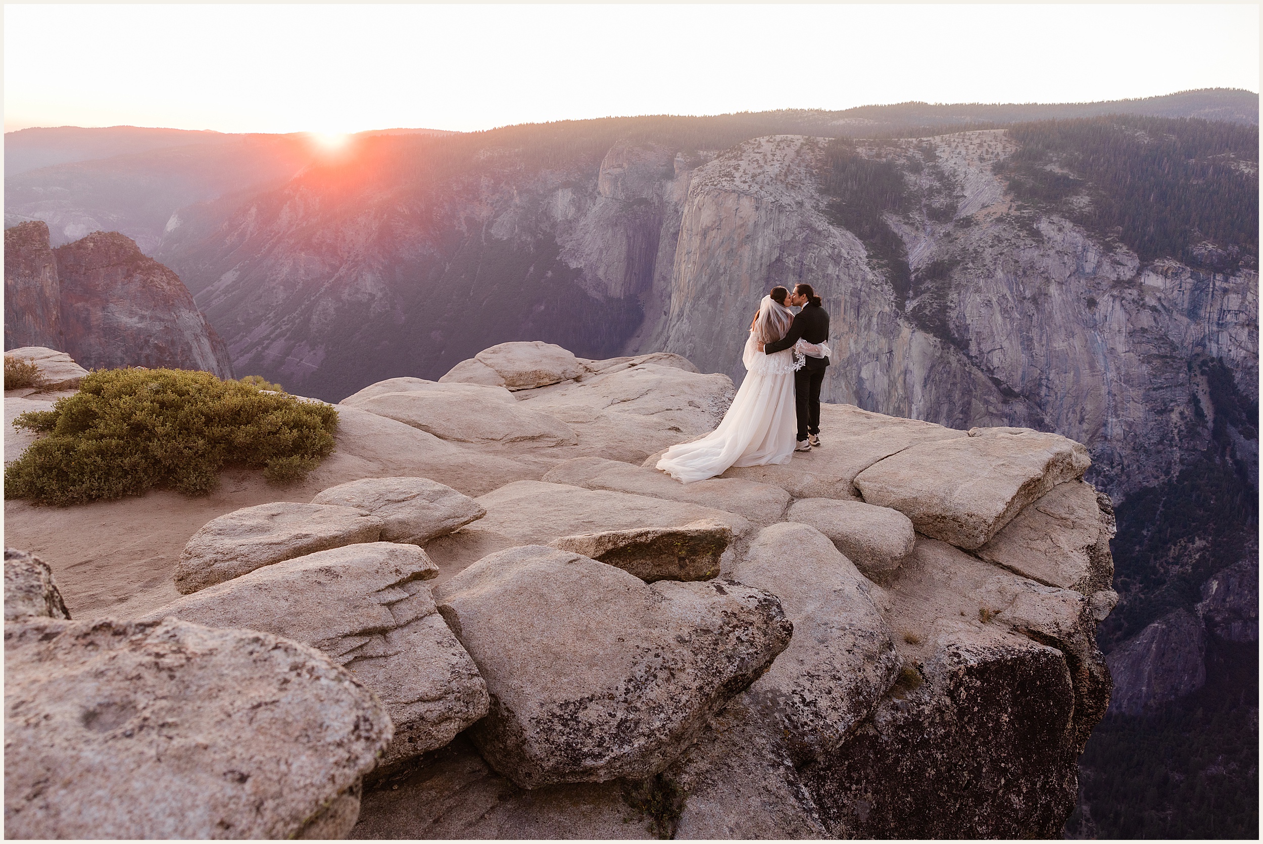 Yosemite-Elopement-Photographer_Makayla-and-Sam_0094 Dreamy Mountain Elopement in Yosemite National Park // Julissa + Silverio