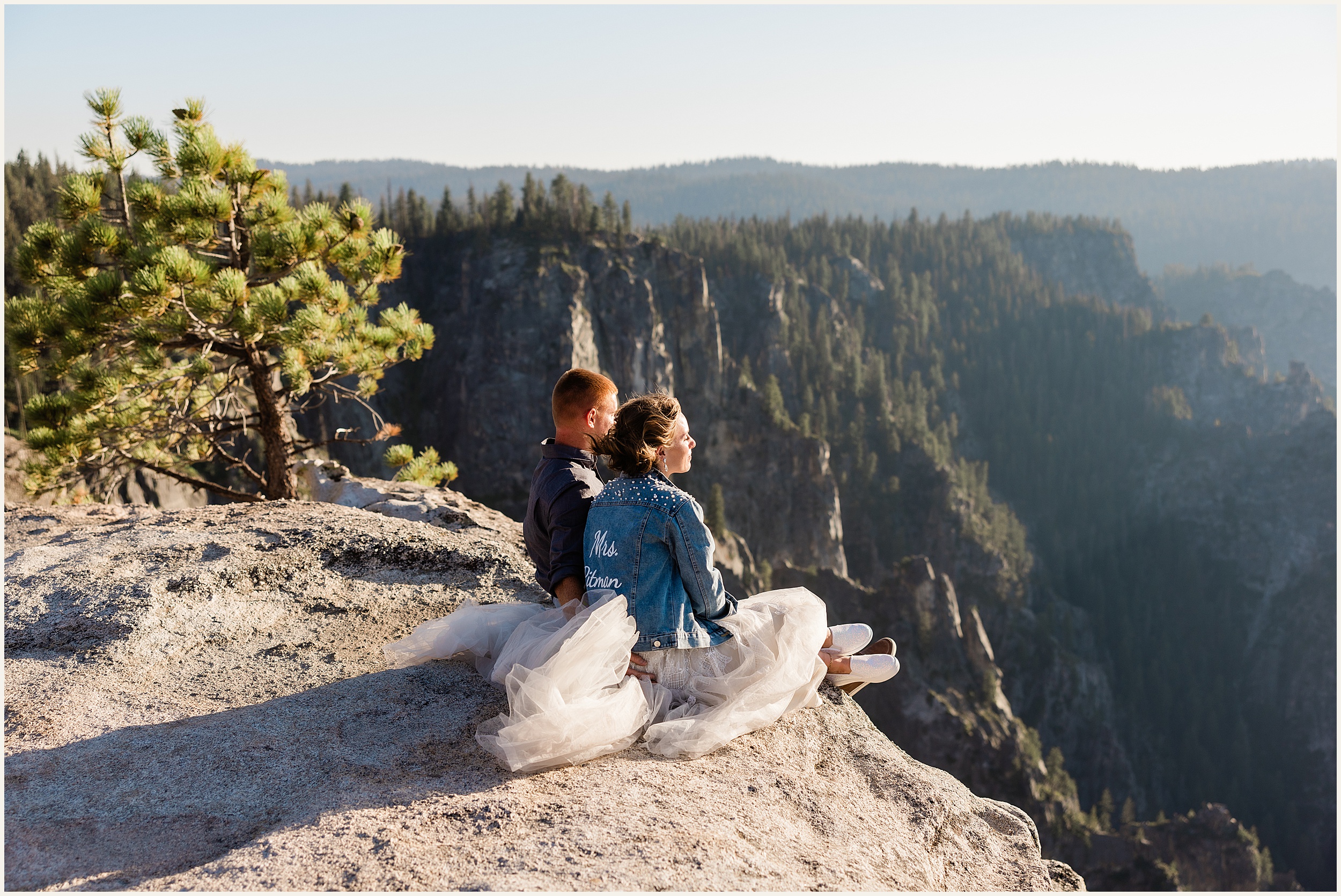 Yosemite-Elopement_Megan-and-Curtis_0043 Yosemite Mountain Hiking Elopement // Megan & Curtis