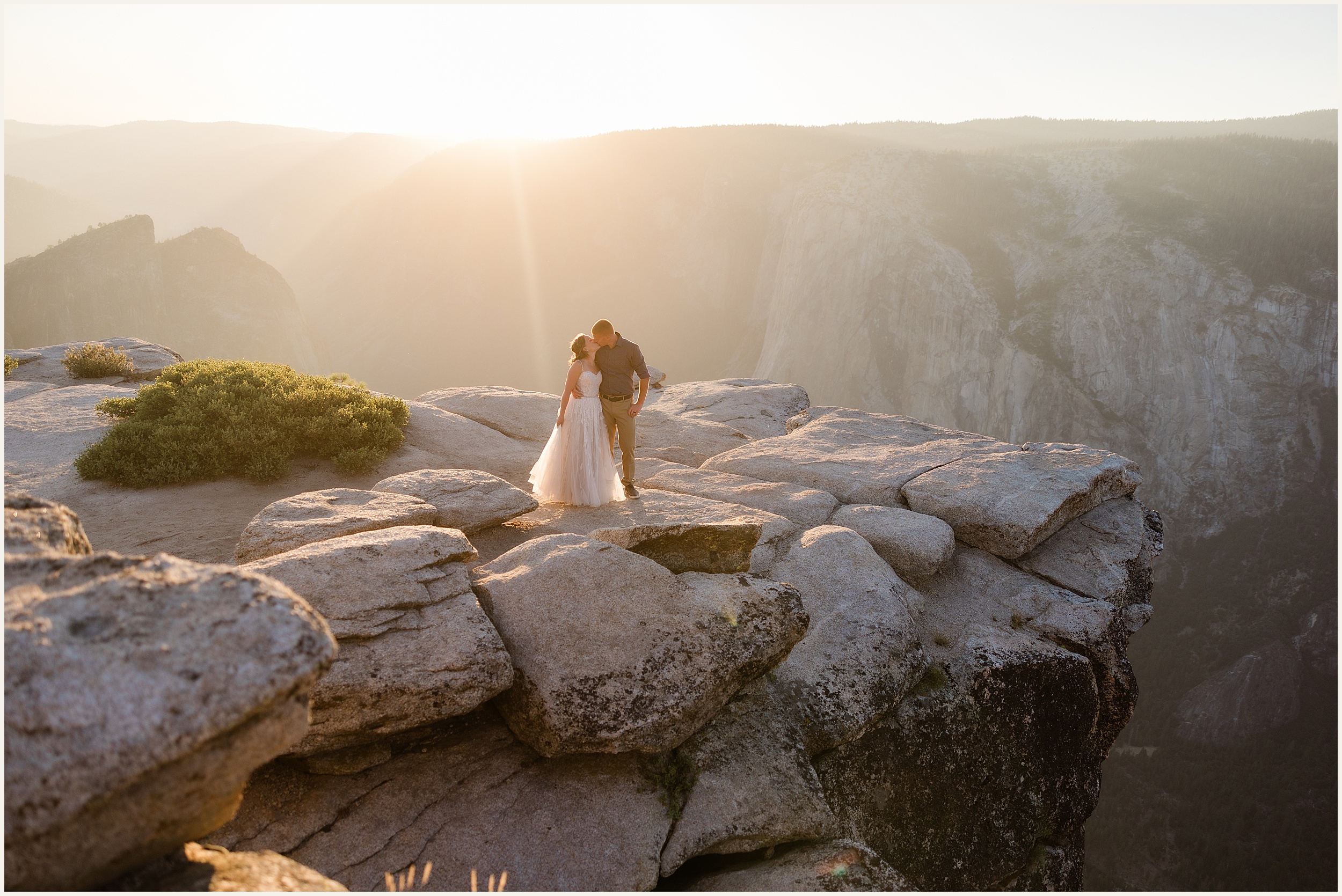 Yosemite-Elopement_Megan-and-Curtis_0043 Yosemite Mountain Hiking Elopement // Megan & Curtis