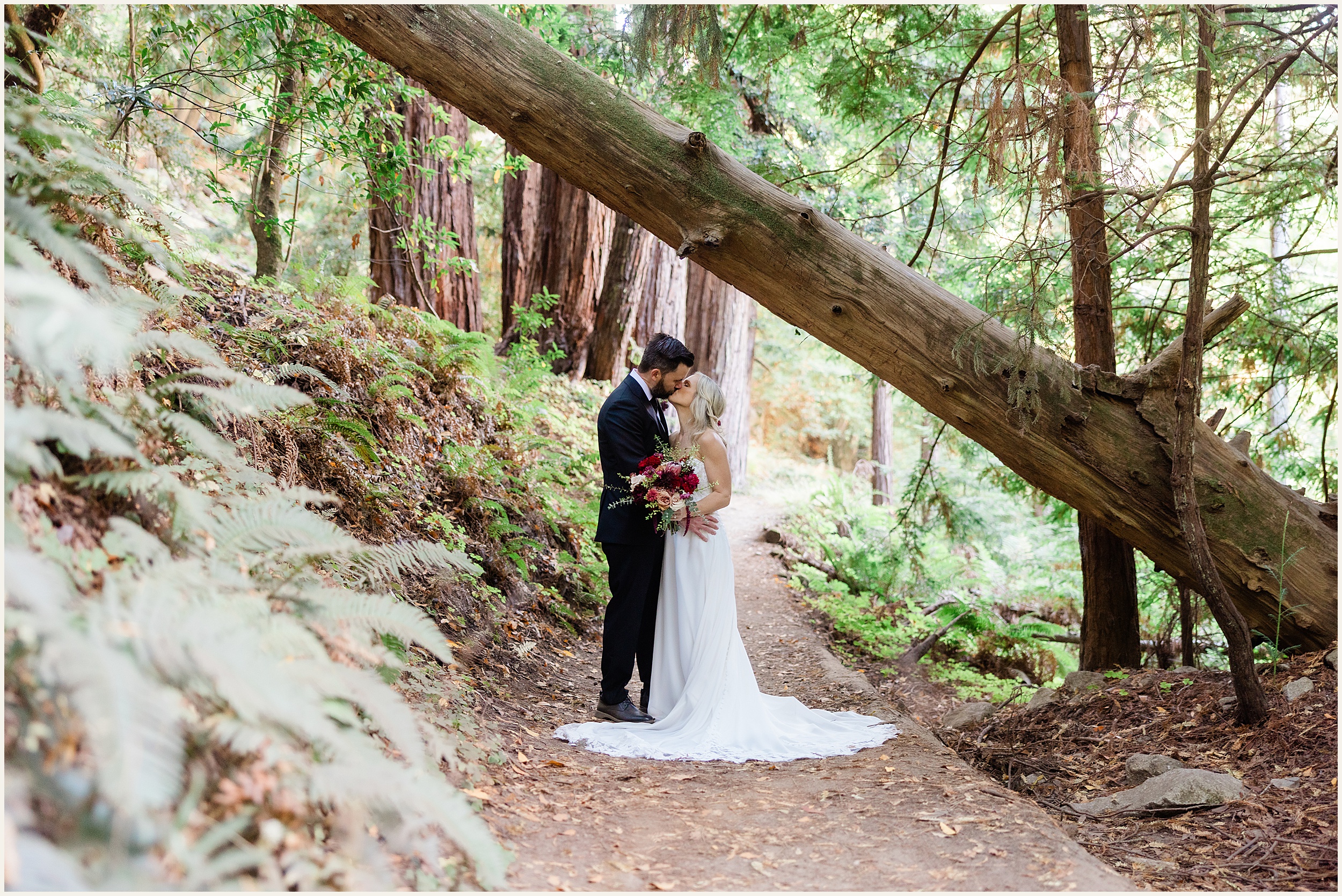 Big-Sur-Small-Elopement_Melissa-and-Thomas_0035 Cliffside View Ceremony Elopement in Big Sur // Melissa and Thomas