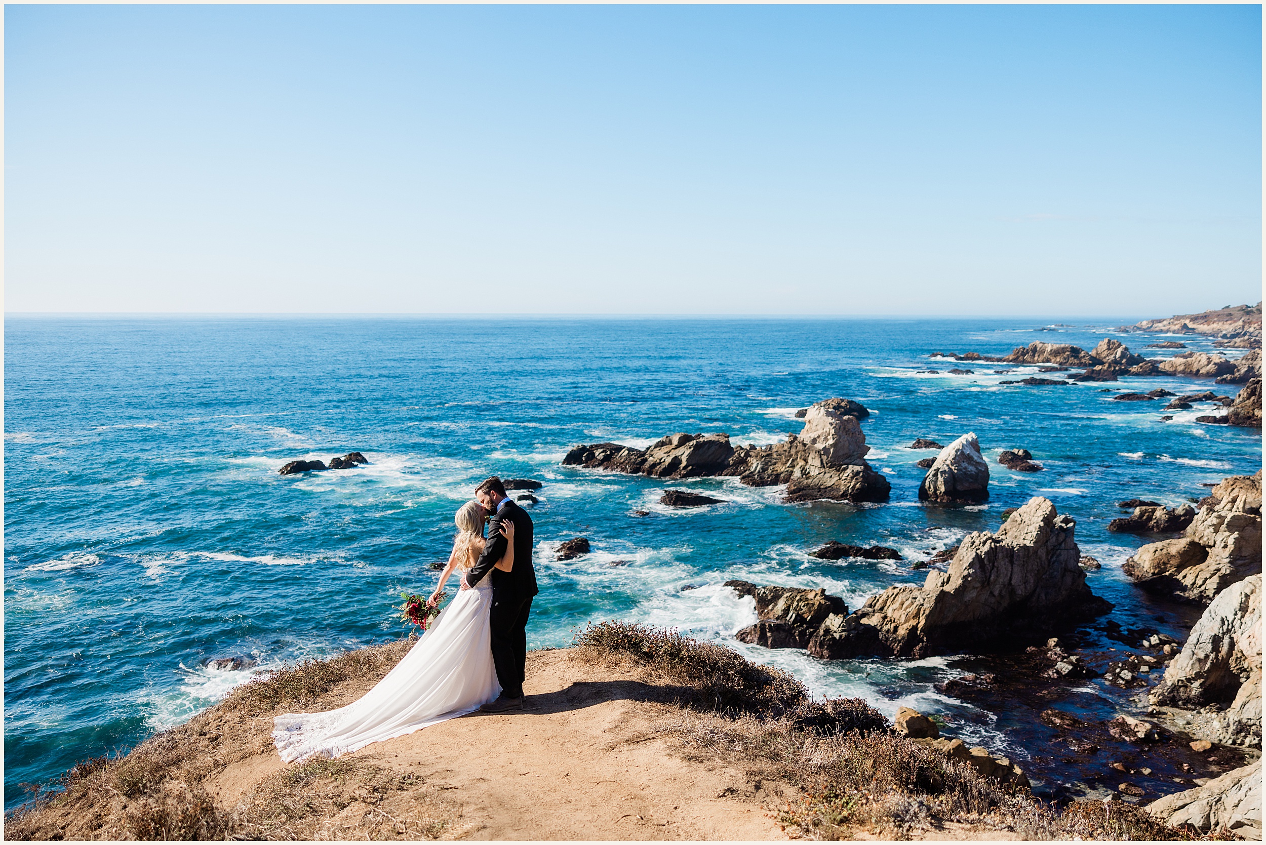 Big-Sur-Small-Elopement_Melissa-and-Thomas_0035 Cliffside View Ceremony Elopement in Big Sur // Melissa and Thomas