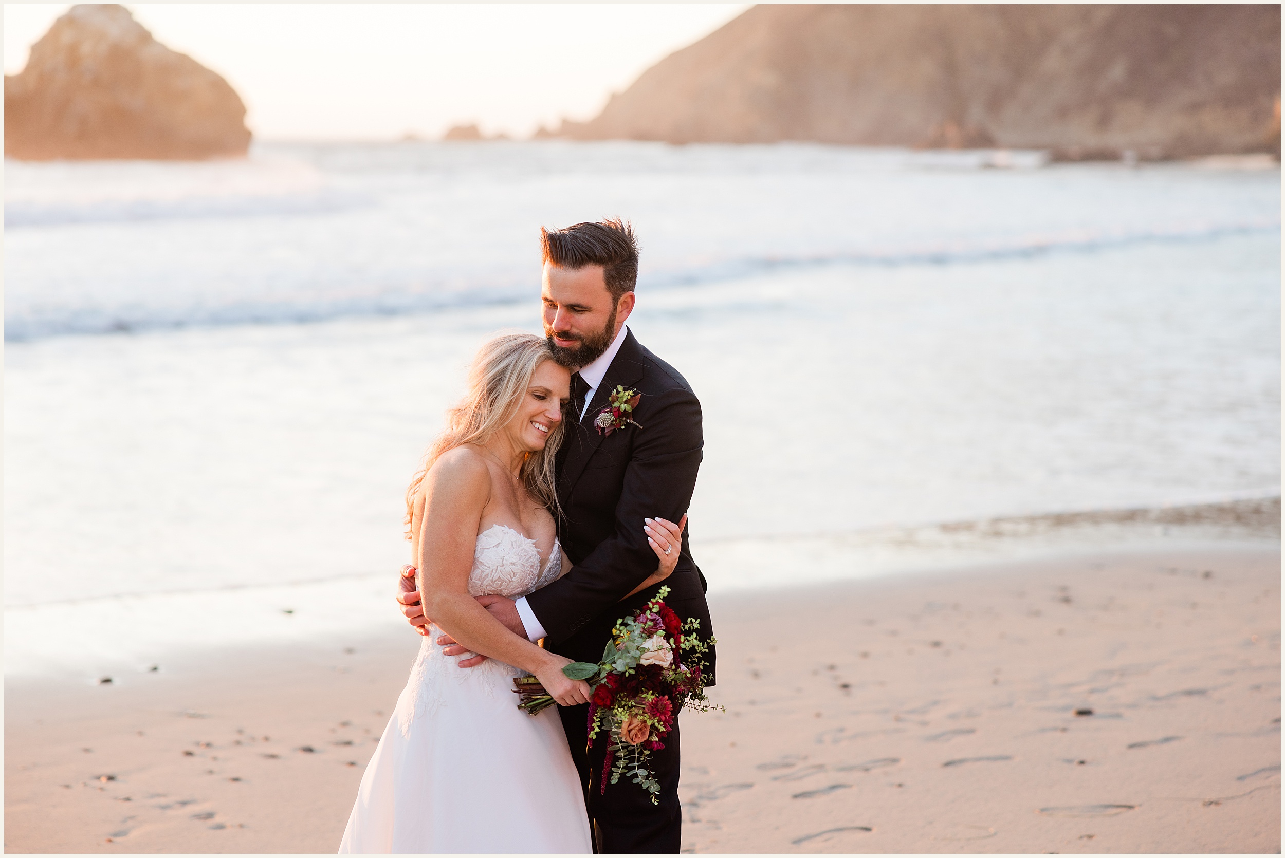 Big-Sur-Small-Elopement_Melissa-and-Thomas_0035 Cliffside View Ceremony Elopement in Big Sur // Melissa and Thomas