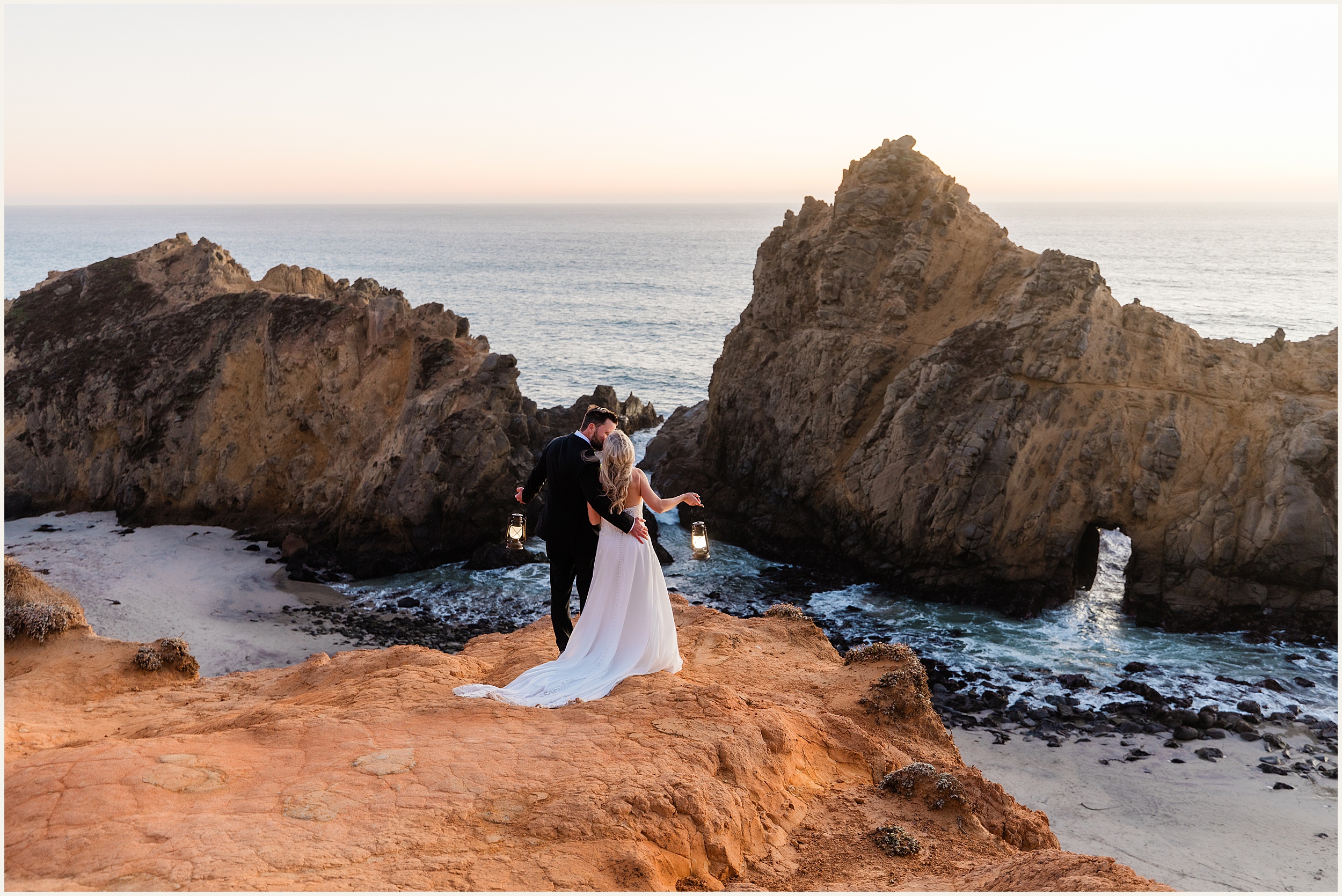 Big-Sur-Small-Elopement_Melissa-and-Thomas_0035 Cliffside View Ceremony Elopement in Big Sur // Melissa and Thomas