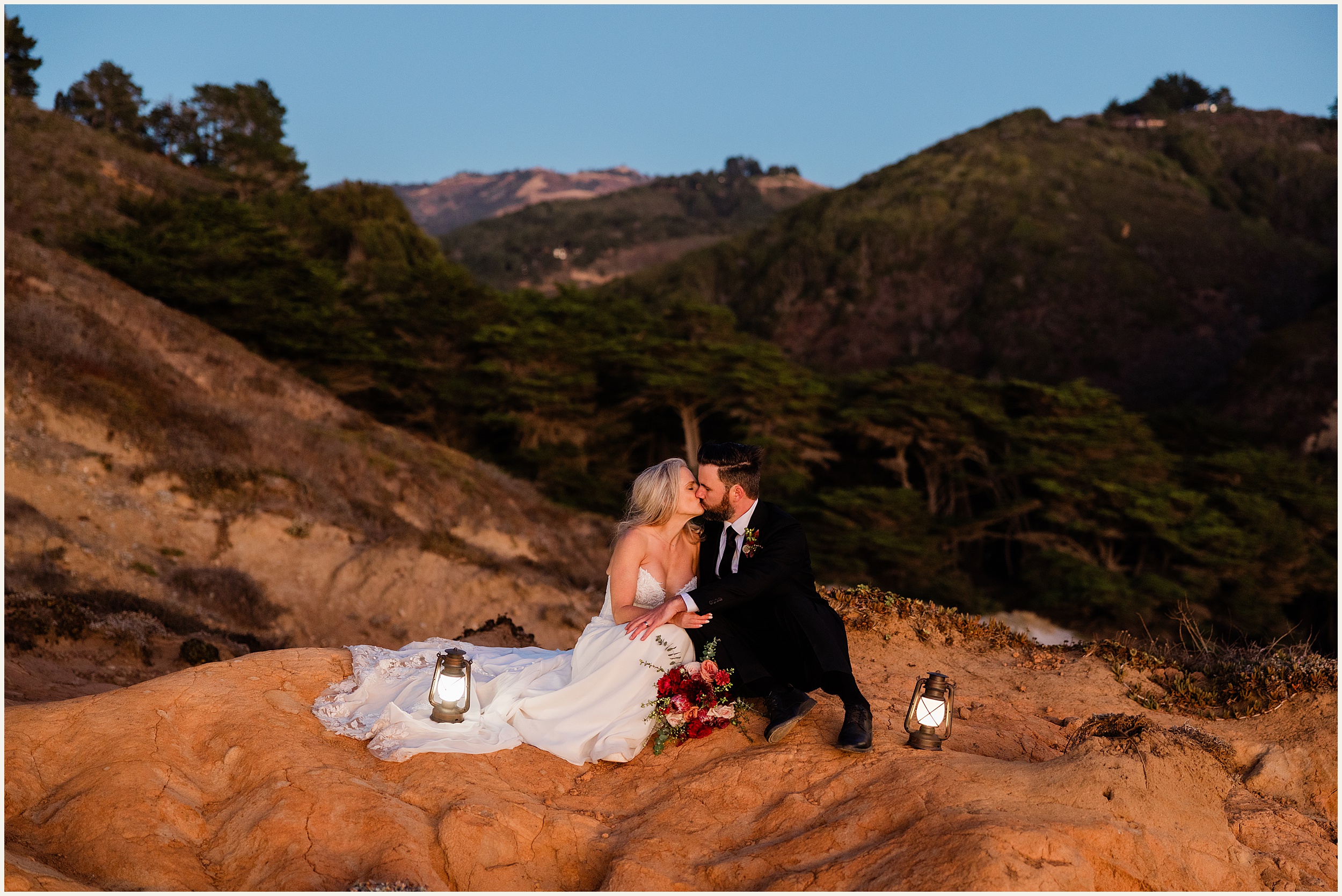 Big-Sur-Small-Elopement_Melissa-and-Thomas_0035 Cliffside View Ceremony Elopement in Big Sur // Melissa and Thomas