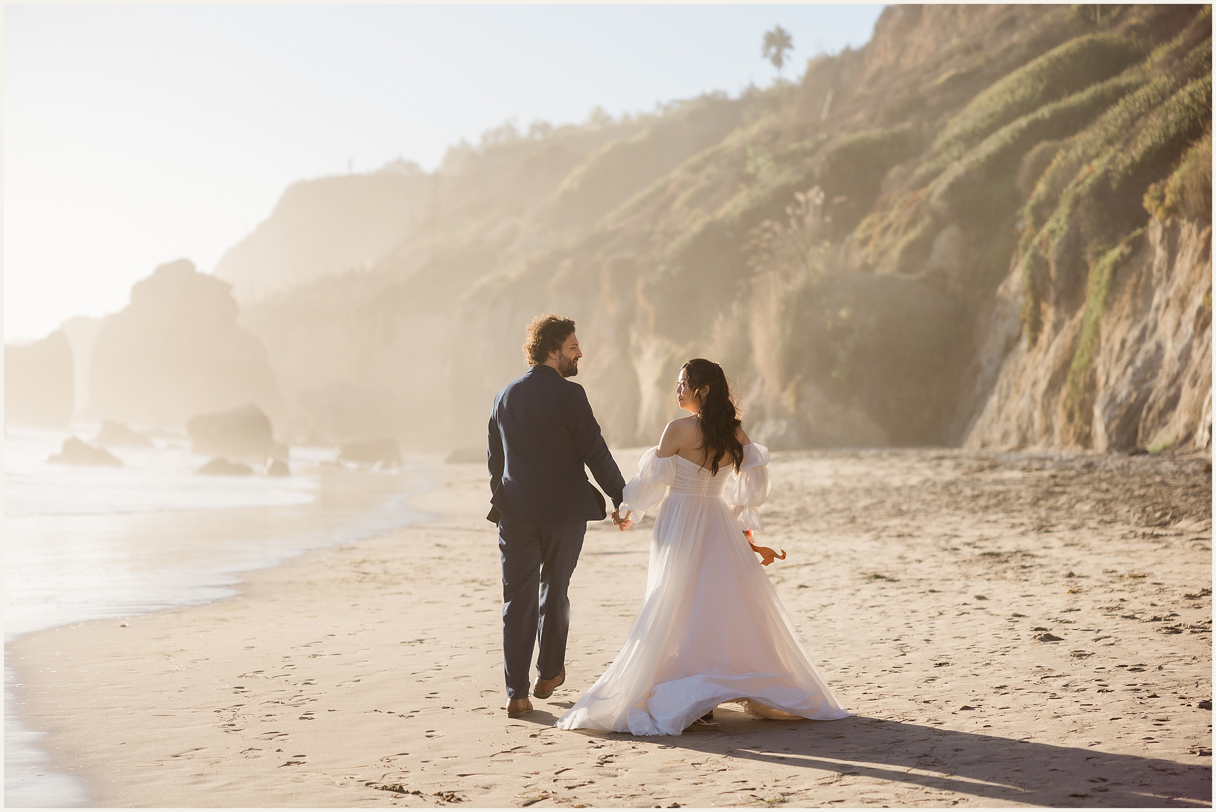 El-Matador-Beach-Wedding-Photos_Reera-and-Dan_0003 El Matador Beach Elopement with Sea Caves // ReeRa and Dan