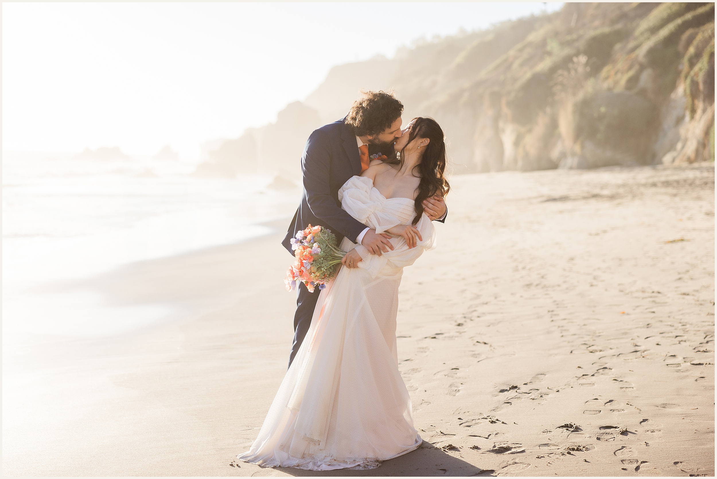 El-Matador-Beach-Wedding-Photos_Reera-and-Dan_0003 El Matador Beach Elopement with Sea Caves // ReeRa and Dan