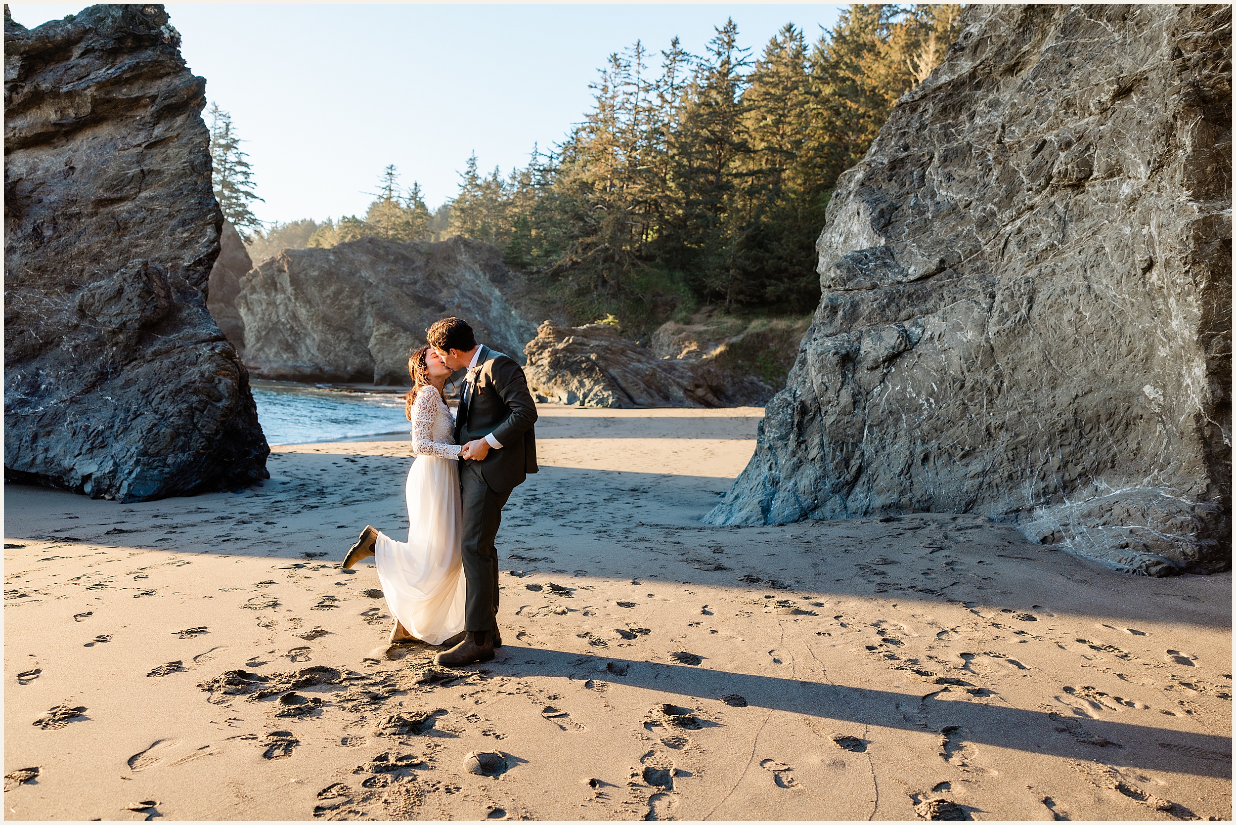 Redwood-National-Park-Elopement_Fracesca-and-Elijah_0023 Small California Redwood Elopement Wedding With Family // Francesca & Elijah