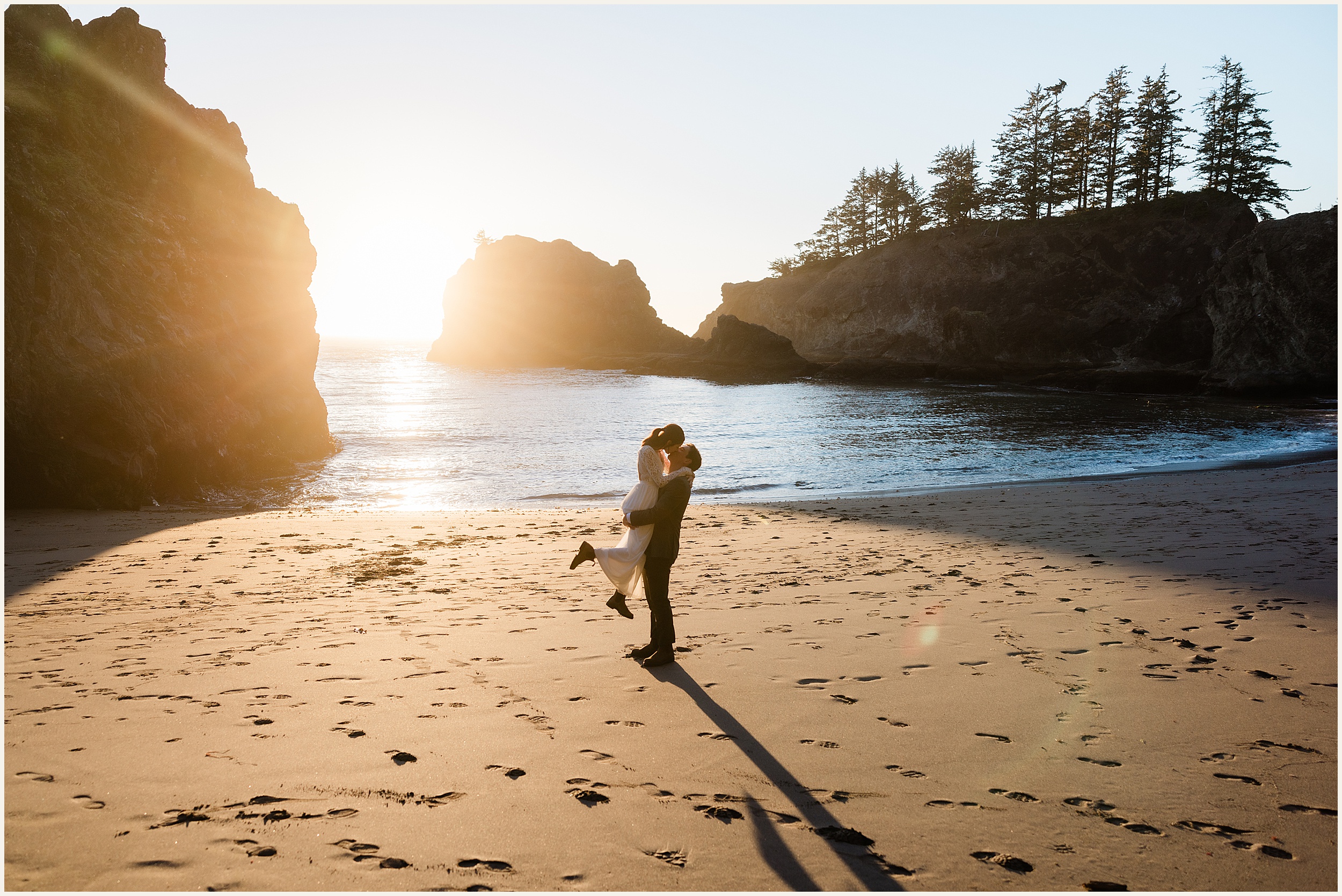 Redwood-National-Park-Elopement_Fracesca-and-Elijah_0023 Small California Redwood Elopement Wedding With Family // Francesca & Elijah