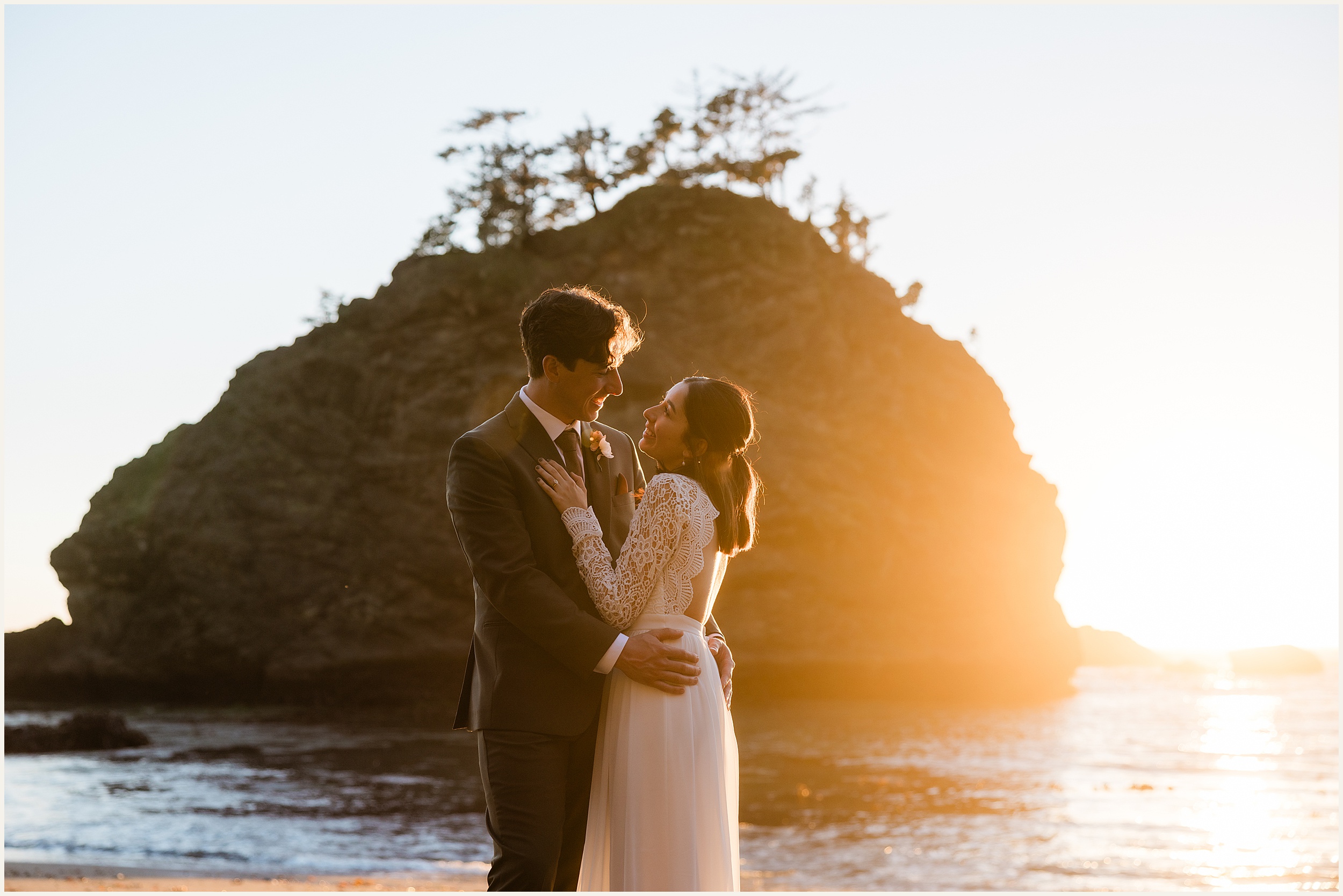 Redwood-National-Park-Elopement_Fracesca-and-Elijah_0023 Small California Redwood Elopement Wedding With Family // Francesca & Elijah