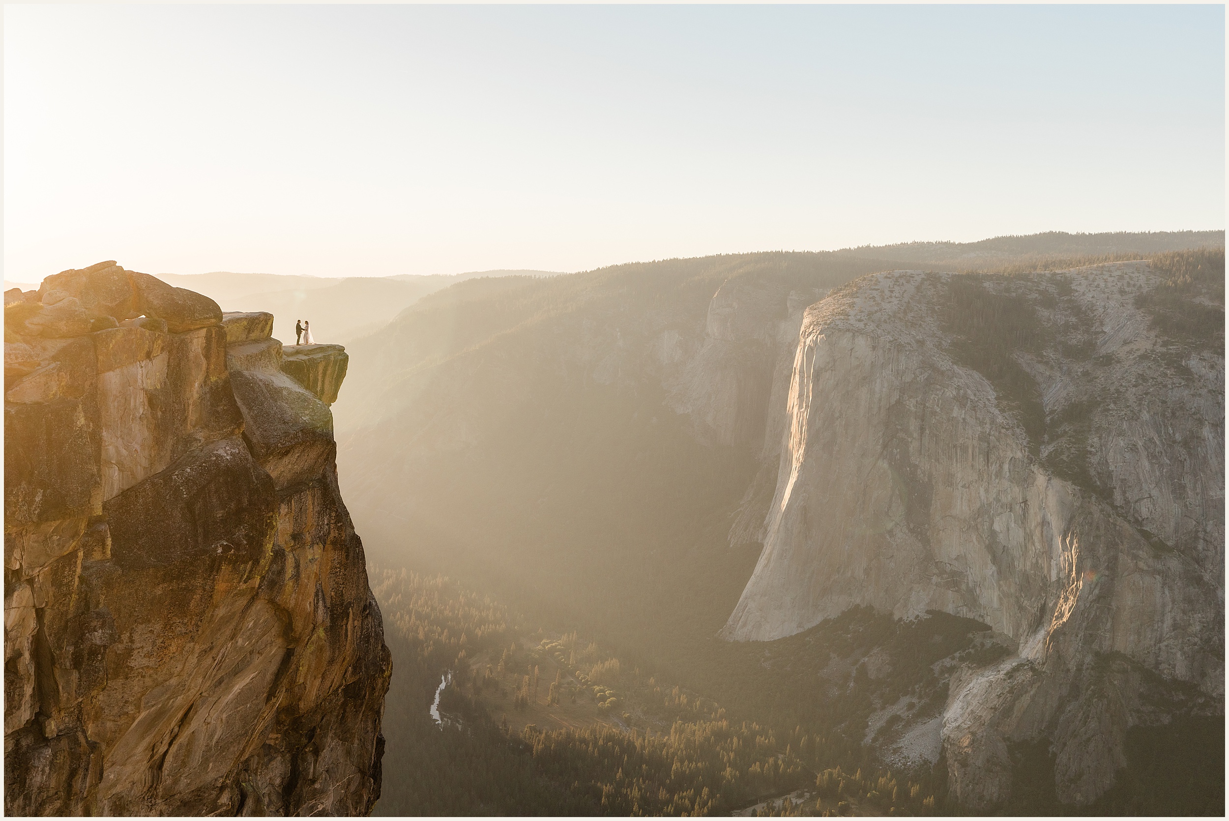 Sentinal-Beach-Ceremony_Yosemite-Elopement_Megan-and-Kristopher_0010 Sentinel Beach Yosemite Wedding Elopement // Megan and Kristopher