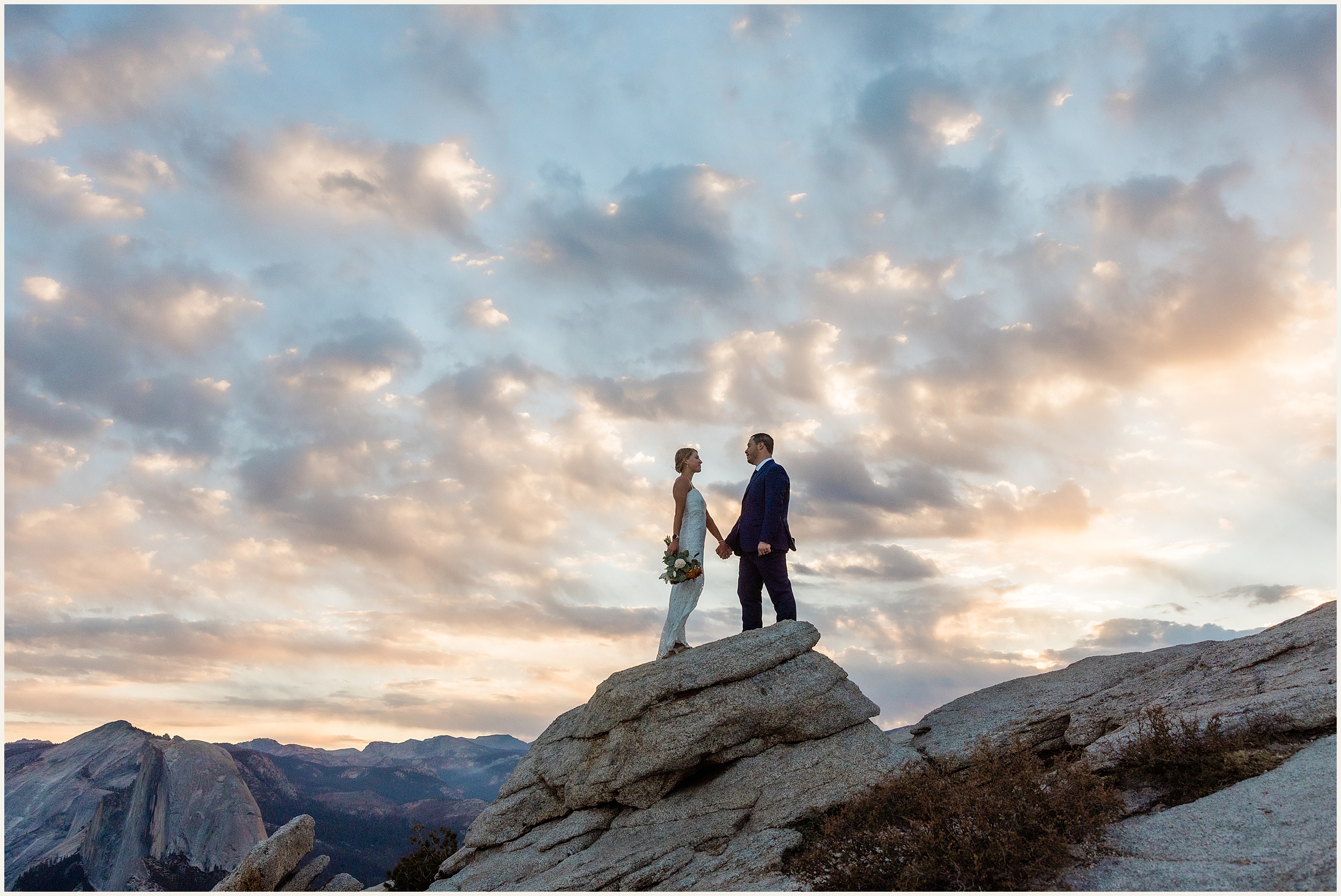 Sunrise-Yosemite-Hiking-Elopement_Caroline-and-Ian_0005 Sunrise Yosemite Hiking Elopement // Caroline and Ian