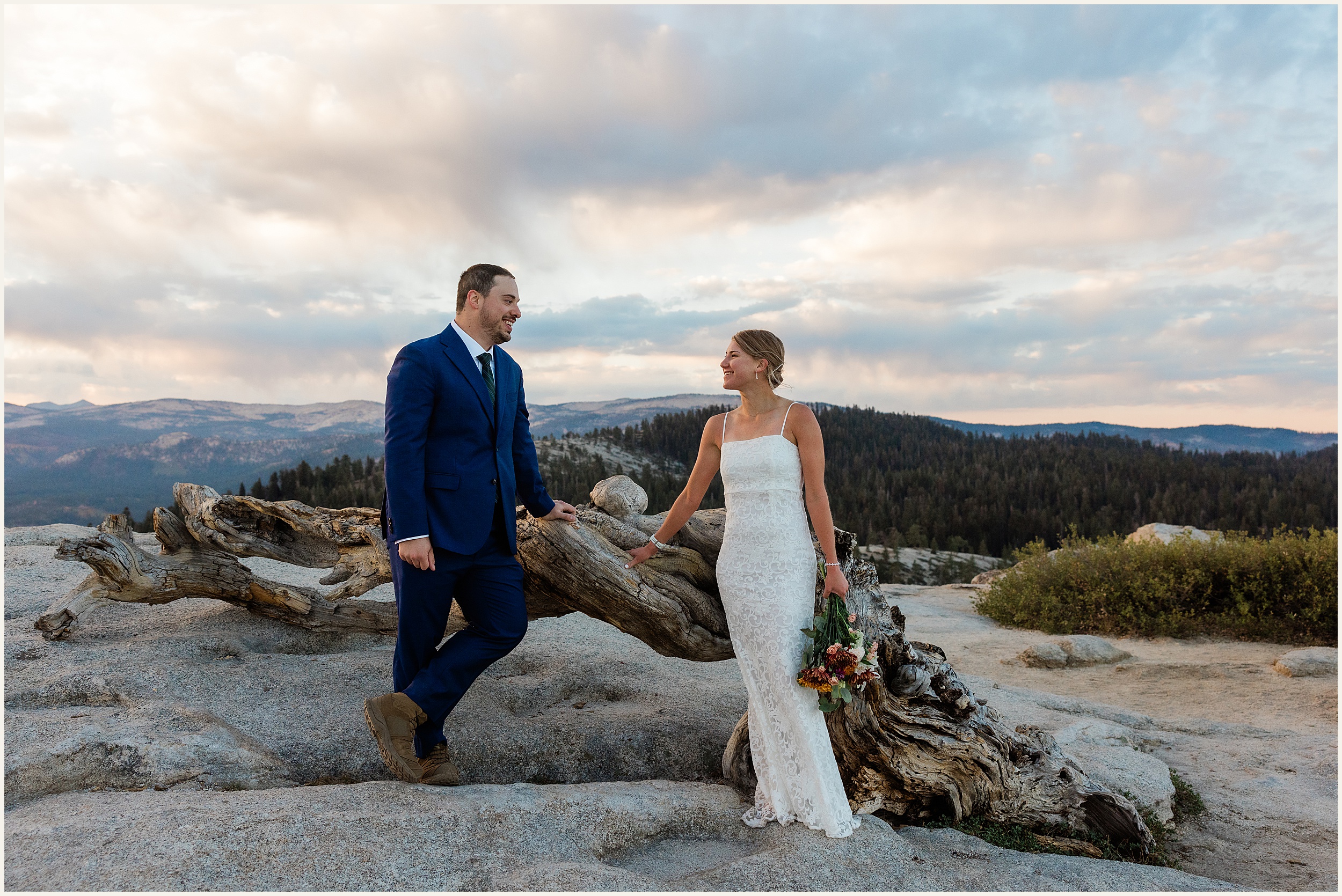 Sunrise-Yosemite-Hiking-Elopement_Caroline-and-Ian_0005 Sunrise Yosemite Hiking Elopement // Caroline and Ian