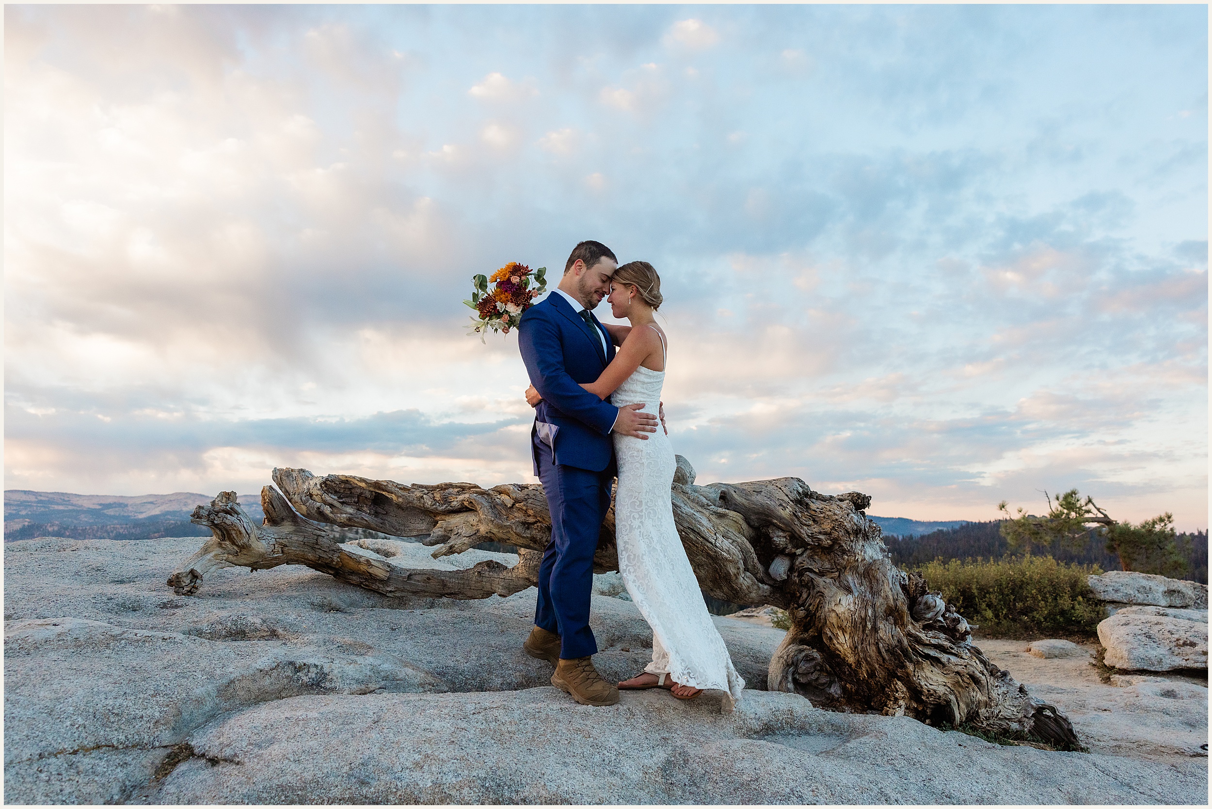 Sunrise-Yosemite-Hiking-Elopement_Caroline-and-Ian_0005 Sunrise Yosemite Hiking Elopement // Caroline and Ian