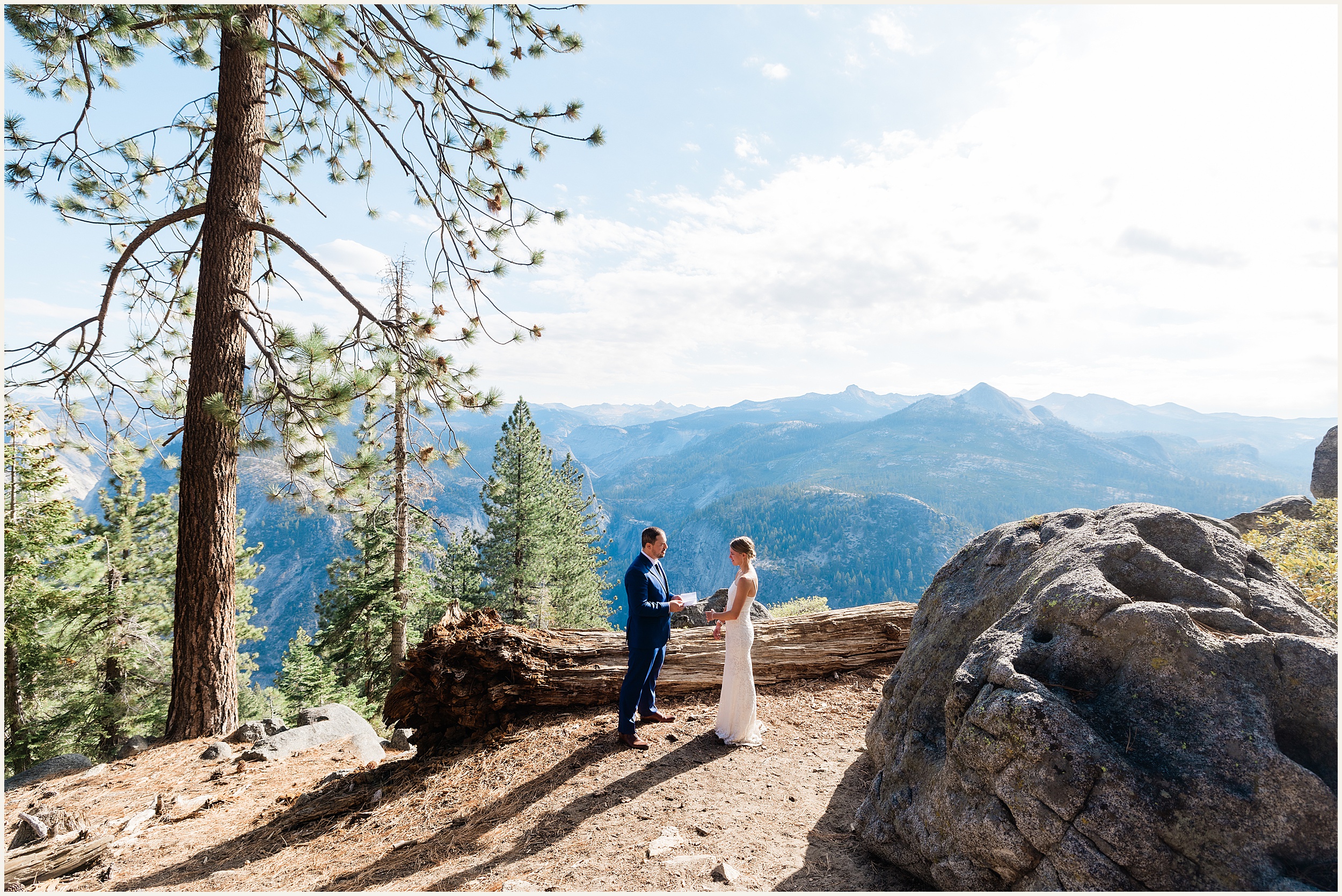 Sunrise-Yosemite-Hiking-Elopement_Caroline-and-Ian_0005 Sunrise Yosemite Hiking Elopement // Caroline and Ian