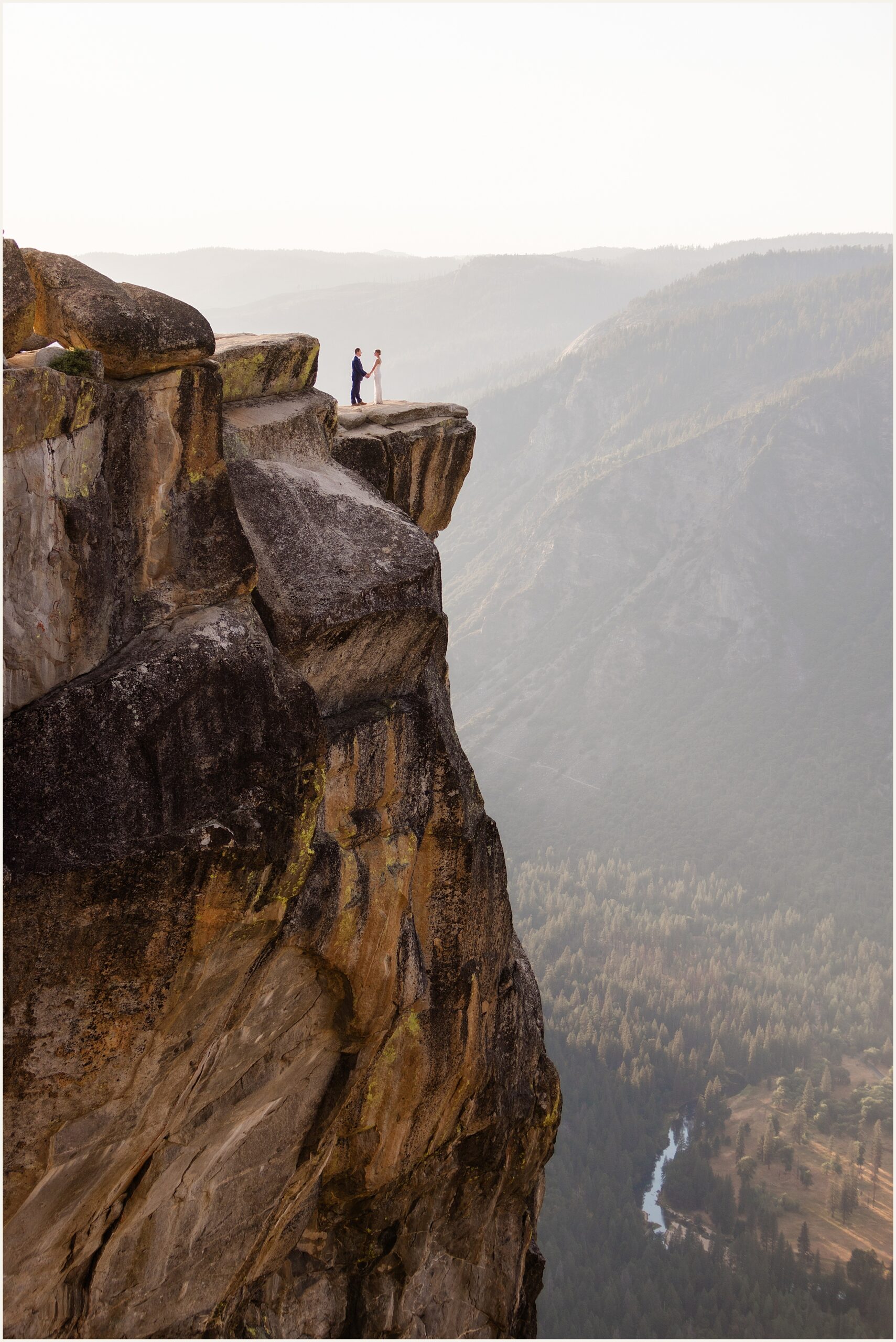 Sunrise-Yosemite-Hiking-Elopement_Caroline-and-Ian_0005 Sunrise Yosemite Hiking Elopement // Caroline and Ian