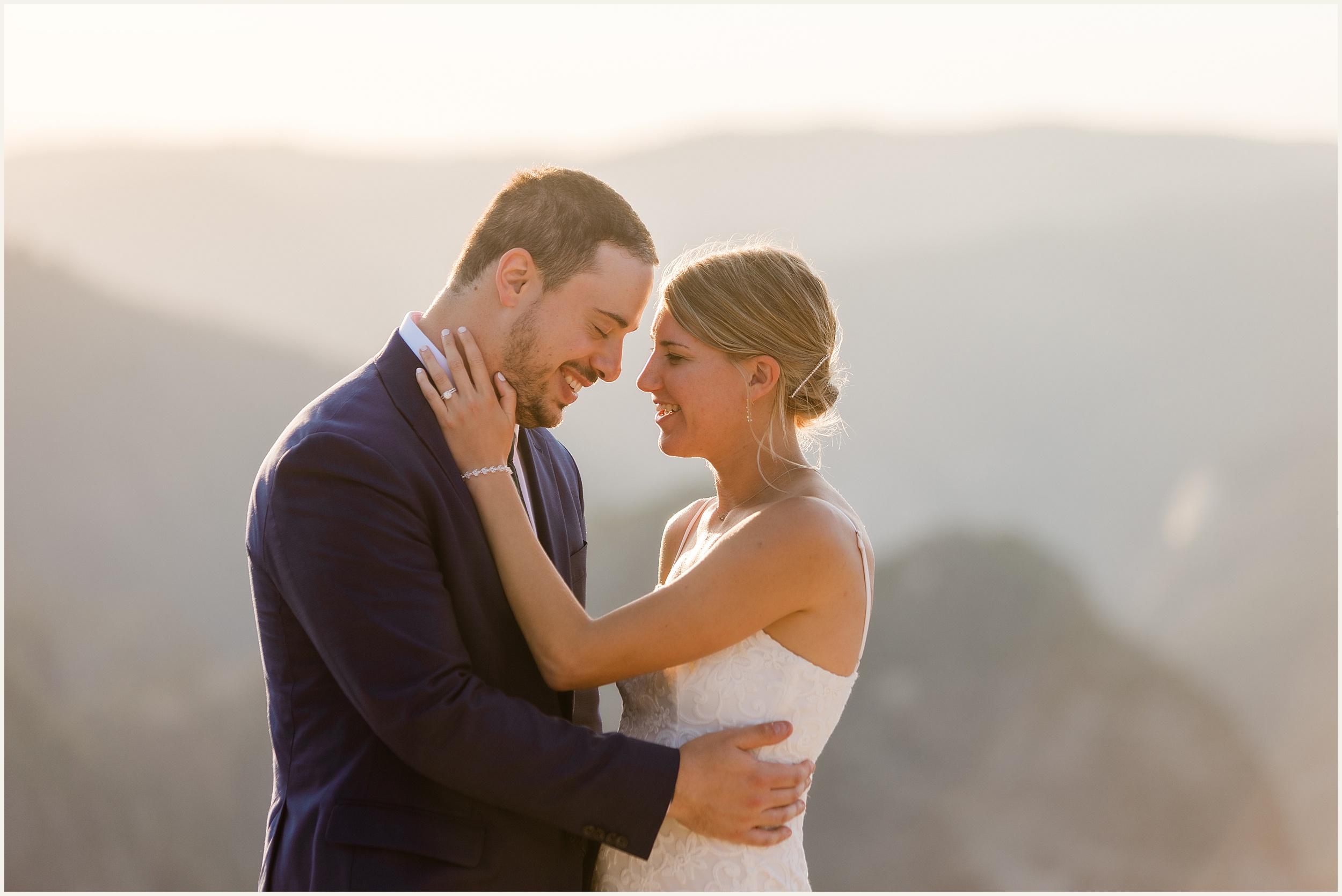 Sunrise-Yosemite-Hiking-Elopement_Caroline-and-Ian_0005 Sunrise Yosemite Hiking Elopement // Caroline and Ian