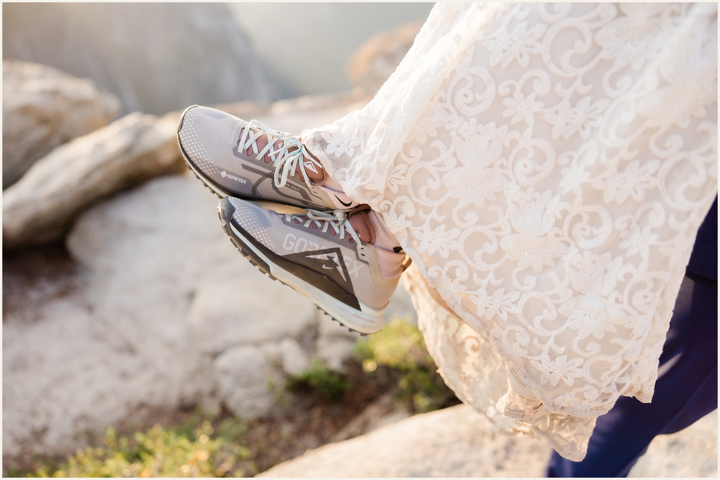 Sunrise-Yosemite-Hiking-Elopement_Caroline-and-Ian_0005 Sunrise Yosemite Hiking Elopement // Caroline and Ian