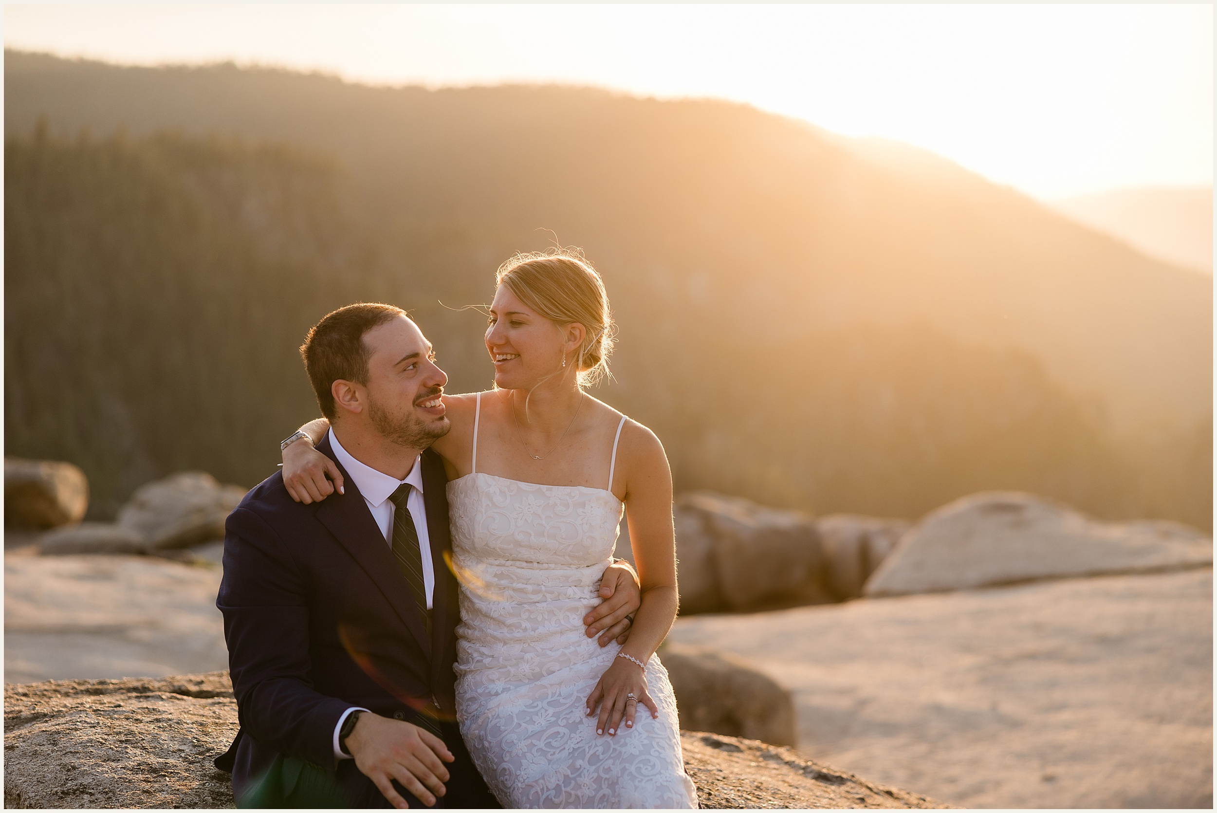 Sunrise-Yosemite-Hiking-Elopement_Caroline-and-Ian_0005 Sunrise Yosemite Hiking Elopement // Caroline and Ian