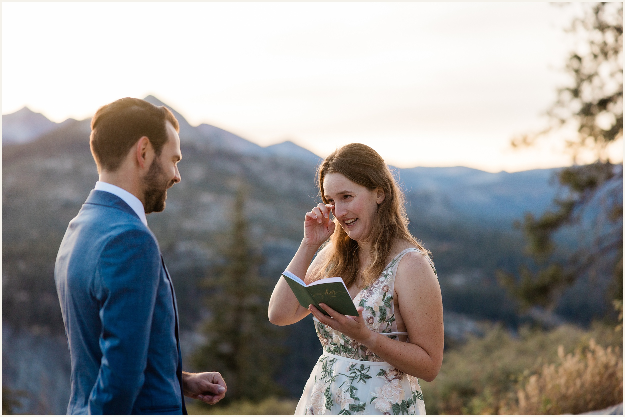 Yosemite-Glacier-Point-Sunrise-Elopement_Stephanie-and-Daniel_0006 Gorgeous Yosemite National Park Elopement // Stephanie and Daniel