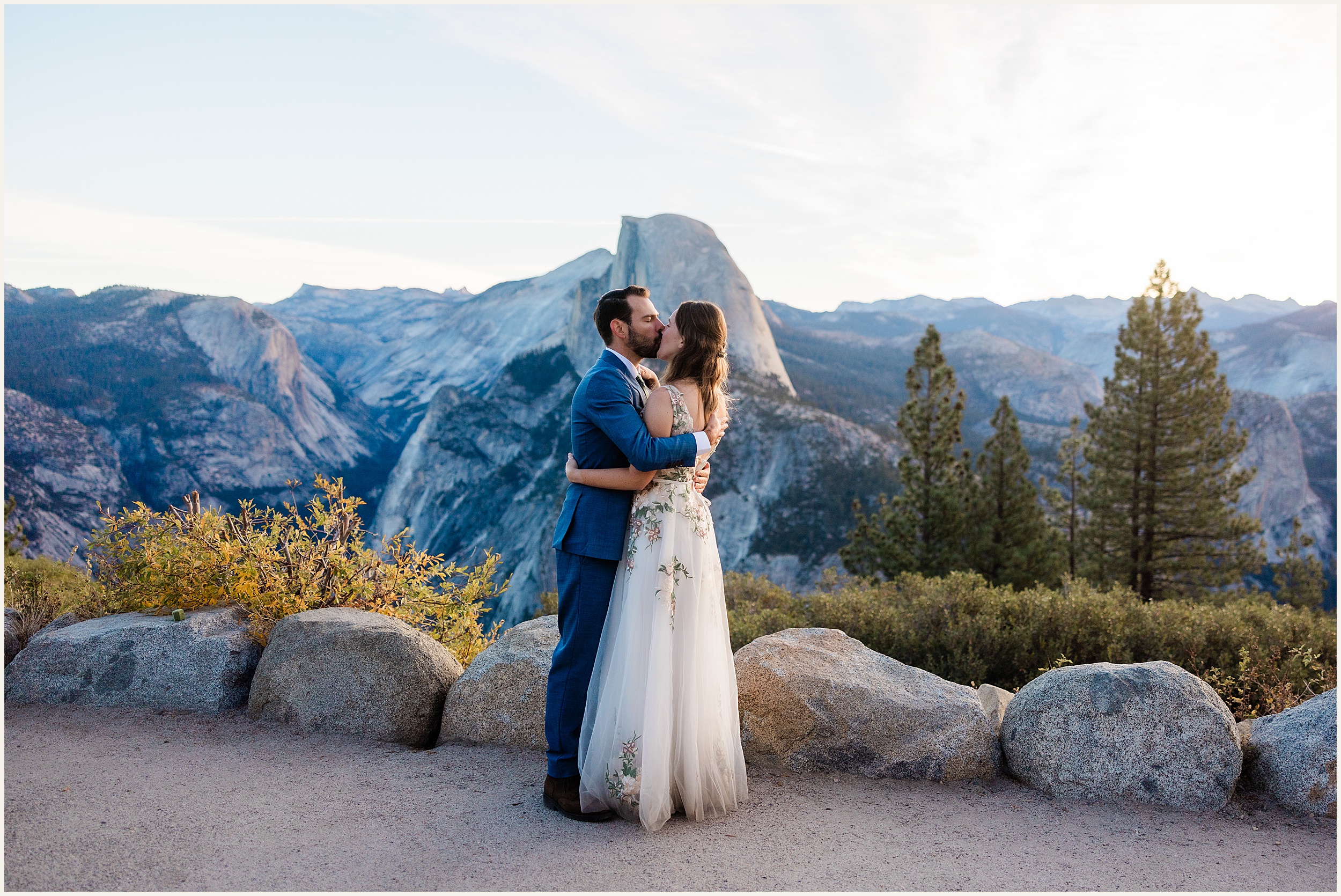 Yosemite-Glacier-Point-Sunrise-Elopement_Stephanie-and-Daniel_0006 Gorgeous Yosemite National Park Elopement // Stephanie and Daniel