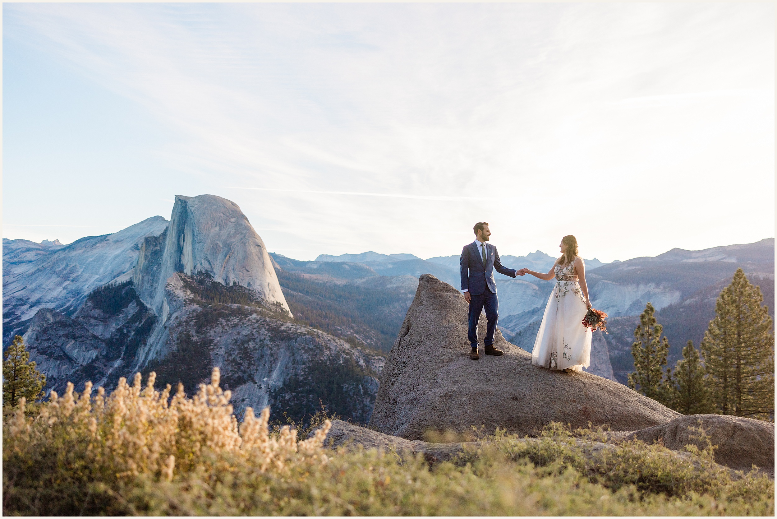 Yosemite-Glacier-Point-Sunrise-Elopement_Stephanie-and-Daniel_0006 Gorgeous Yosemite National Park Elopement // Stephanie and Daniel