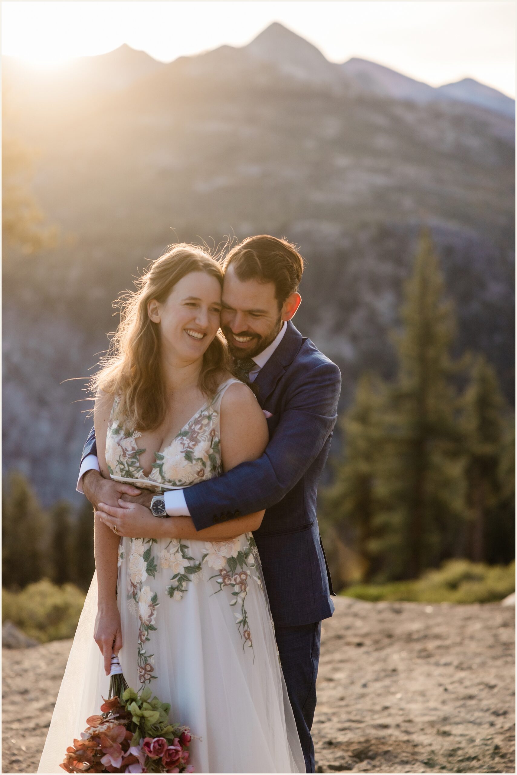 Yosemite-Glacier-Point-Sunrise-Elopement_Stephanie-and-Daniel_0006 Gorgeous Yosemite National Park Elopement // Stephanie and Daniel