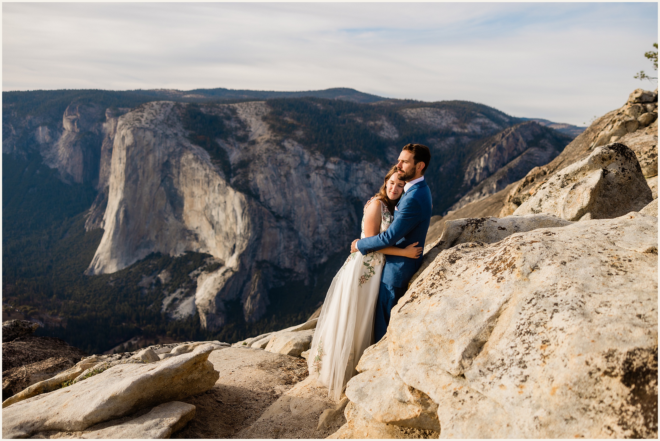 Yosemite-Glacier-Point-Sunrise-Elopement_Stephanie-and-Daniel_0006 Gorgeous Yosemite National Park Elopement // Stephanie and Daniel