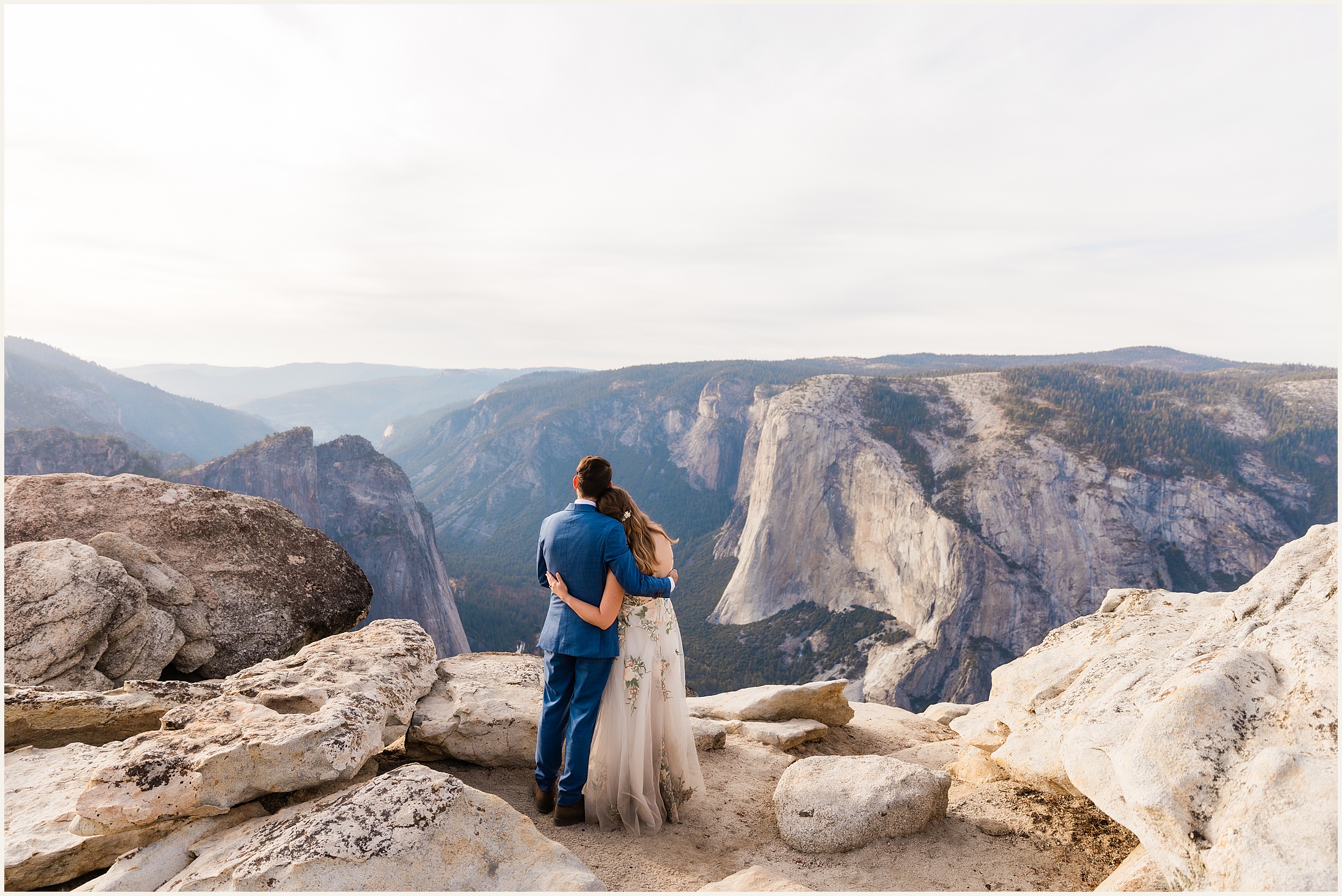 Yosemite-Glacier-Point-Sunrise-Elopement_Stephanie-and-Daniel_0006 Gorgeous Yosemite National Park Elopement // Stephanie and Daniel