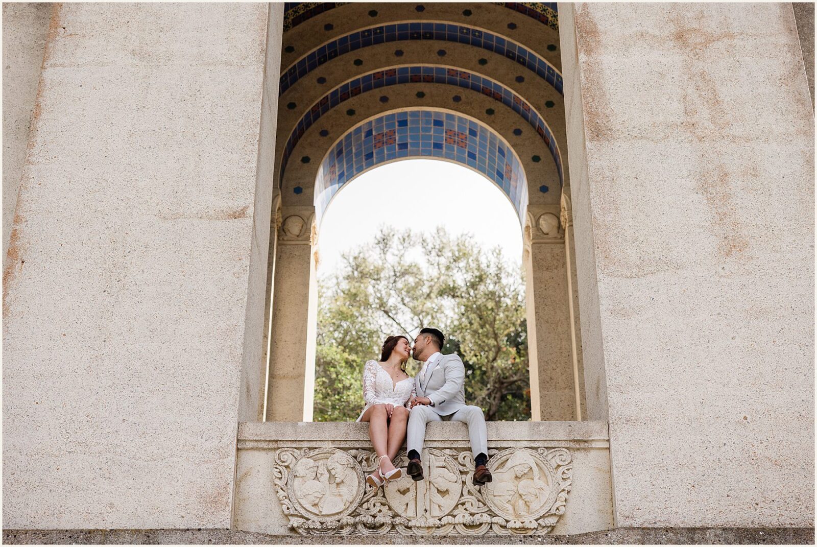 Deanna-and-Eddie_inexpensive-ways-to-get-married_0017-1600x1070 Catalina Island Deanna-and-Eddie_inexpensive-ways-to-get-married_0017-1600x1070 Inexpensive Ways To Get Married On Catalina Island
