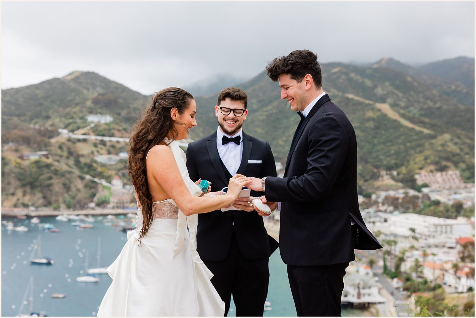 Niki-and-Nathan_Catalina-Island-Wedding_0013-1600x1070 Catalina Island Niki-and-Nathan_Catalina-Island-Wedding_0013-1600x1070 Niki & Nathan's Wedding On Catalina Island