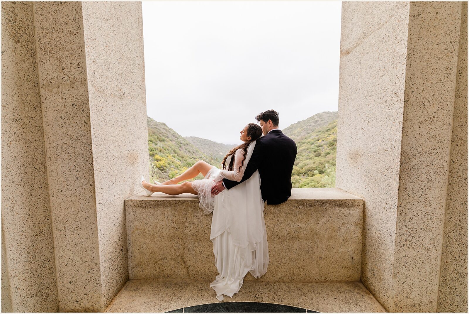 Niki-and-Nathan_Catalina-Island-Wedding_0013-1600x1070 Catalina Island Niki-and-Nathan_Catalina-Island-Wedding_0013-1600x1070 Niki & Nathan's Wedding On Catalina Island