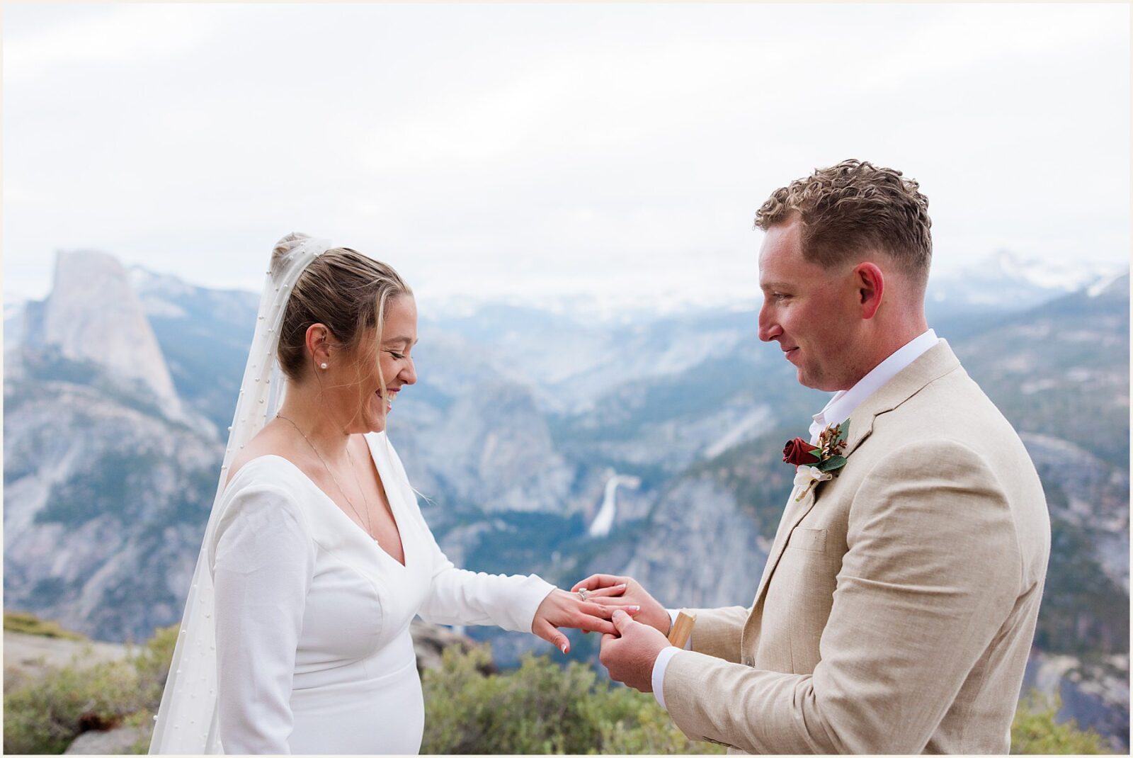 Sydney-and-William_Yosemite-wedding-photographer_0008-1600x1070 Adventure Weddings + Elopements Sydney-and-William_Yosemite-wedding-photographer_0008-1600x1070 Yosemite Adventure Elopement | Yosemite Wedding Photographer