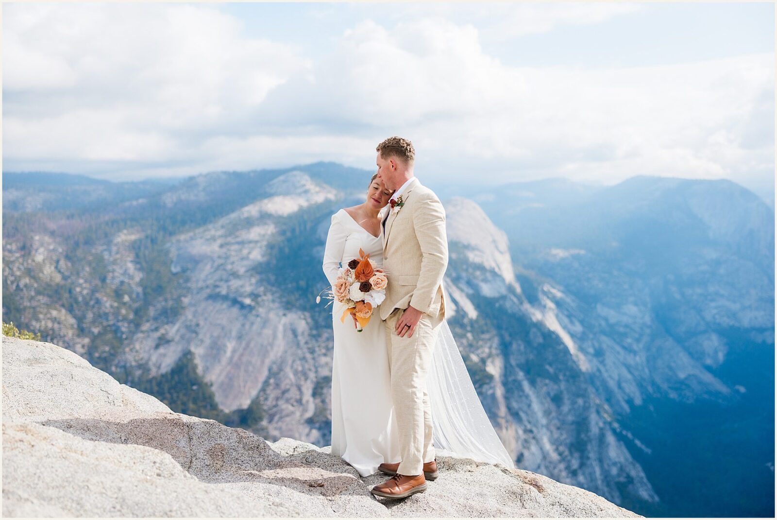 Sydney-and-William_Yosemite-wedding-photographer_0008-1600x1070 Adventure Weddings + Elopements Sydney-and-William_Yosemite-wedding-photographer_0008-1600x1070 Yosemite Adventure Elopement | Yosemite Wedding Photographer