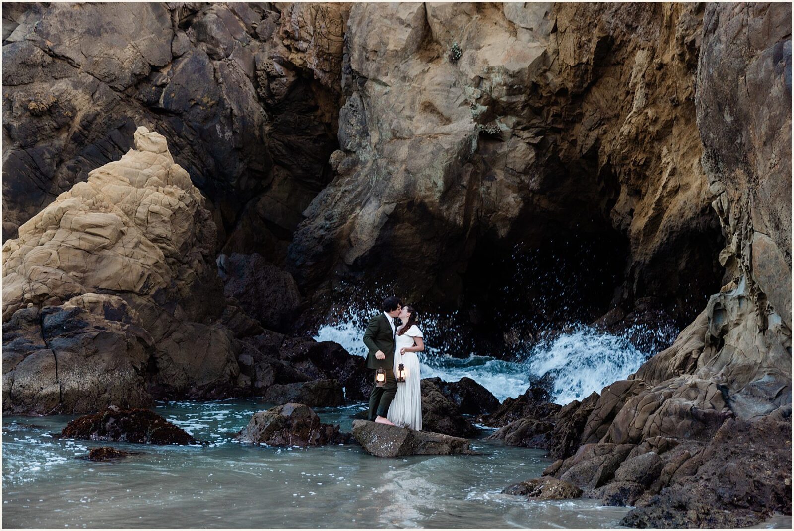Will-and-Emmy_California-elopement_0074-1600x1070 California Elopement in Big Sur Redwoods