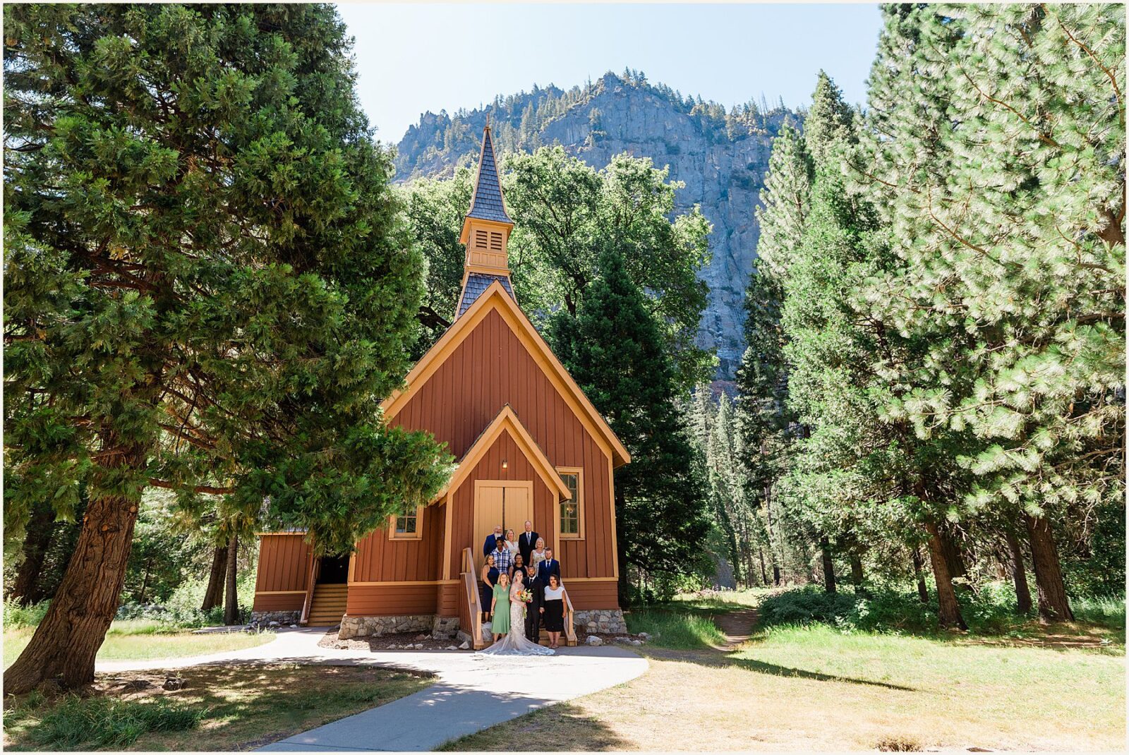 Yosemite-Chapel-Wedding_0004-1600x1071 Yosemite Chapel Wedding Combining Tradition And Adventure