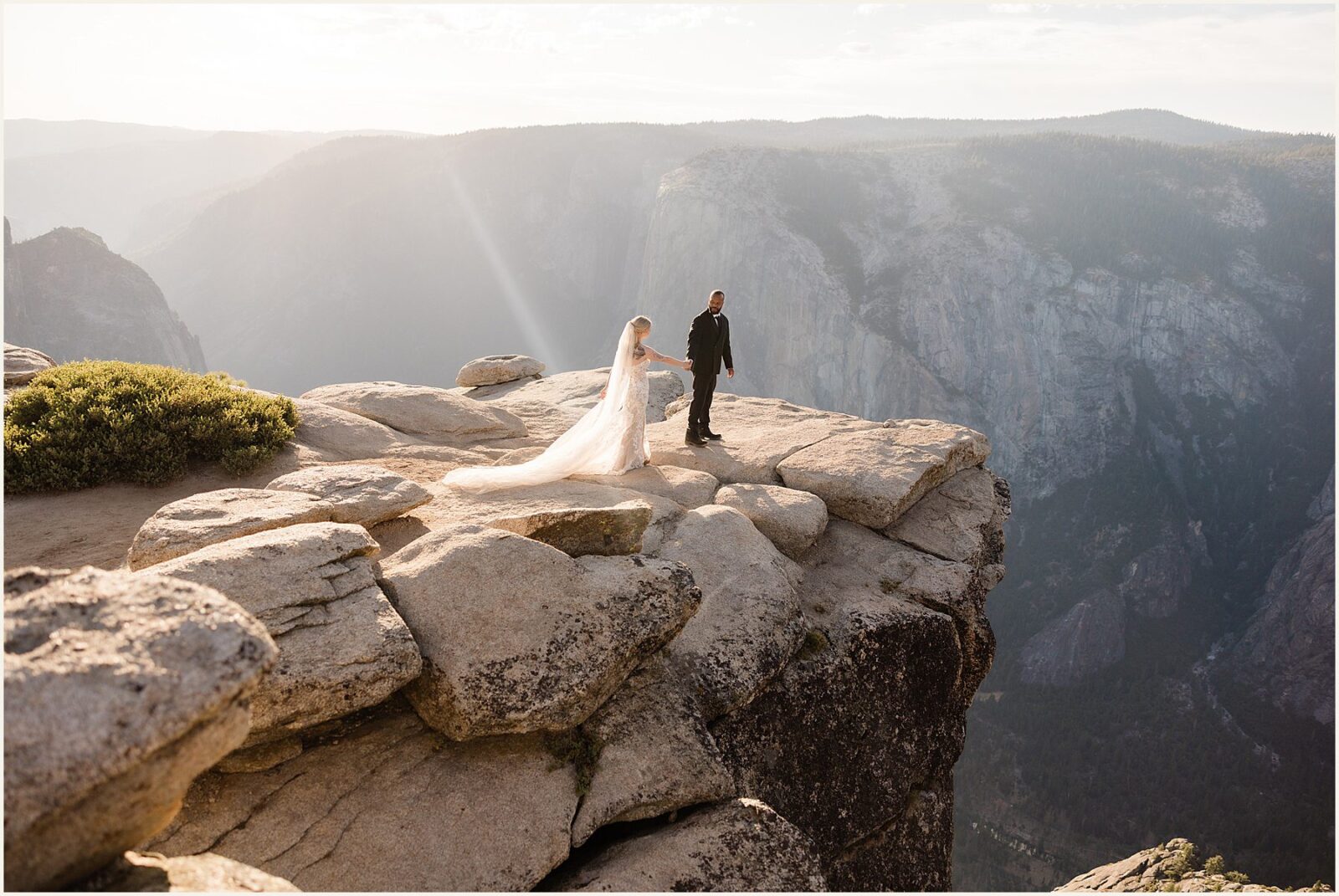 Yosemite-Chapel-Wedding_0004-1600x1071 Yosemite Chapel Wedding Combining Tradition And Adventure