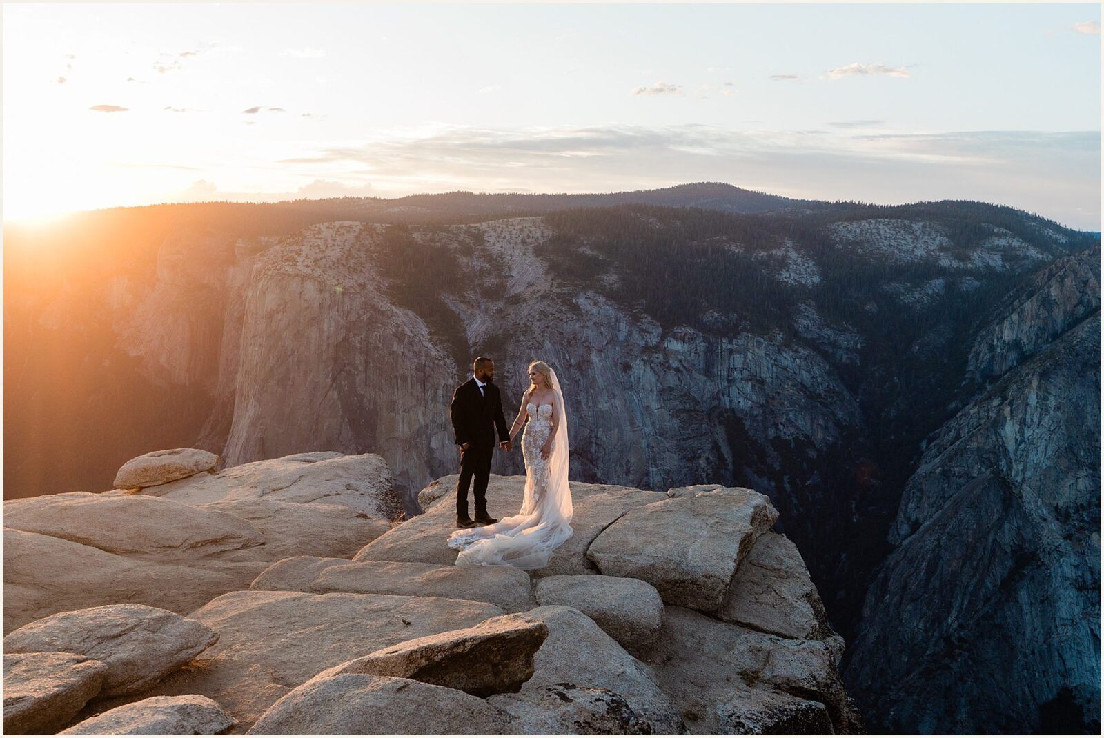 Yosemite-Chapel-Wedding_0004-1600x1071 Yosemite Chapel Wedding Combining Tradition And Adventure