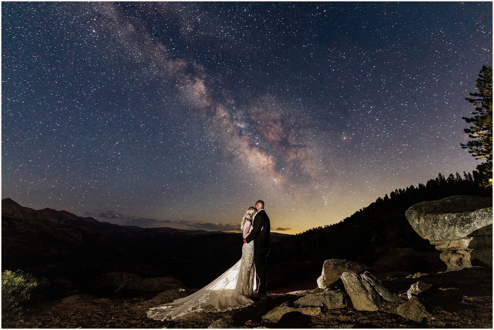 Yosemite-Chapel-Wedding_0004-1600x1071 Yosemite Chapel Wedding Combining Tradition And Adventure