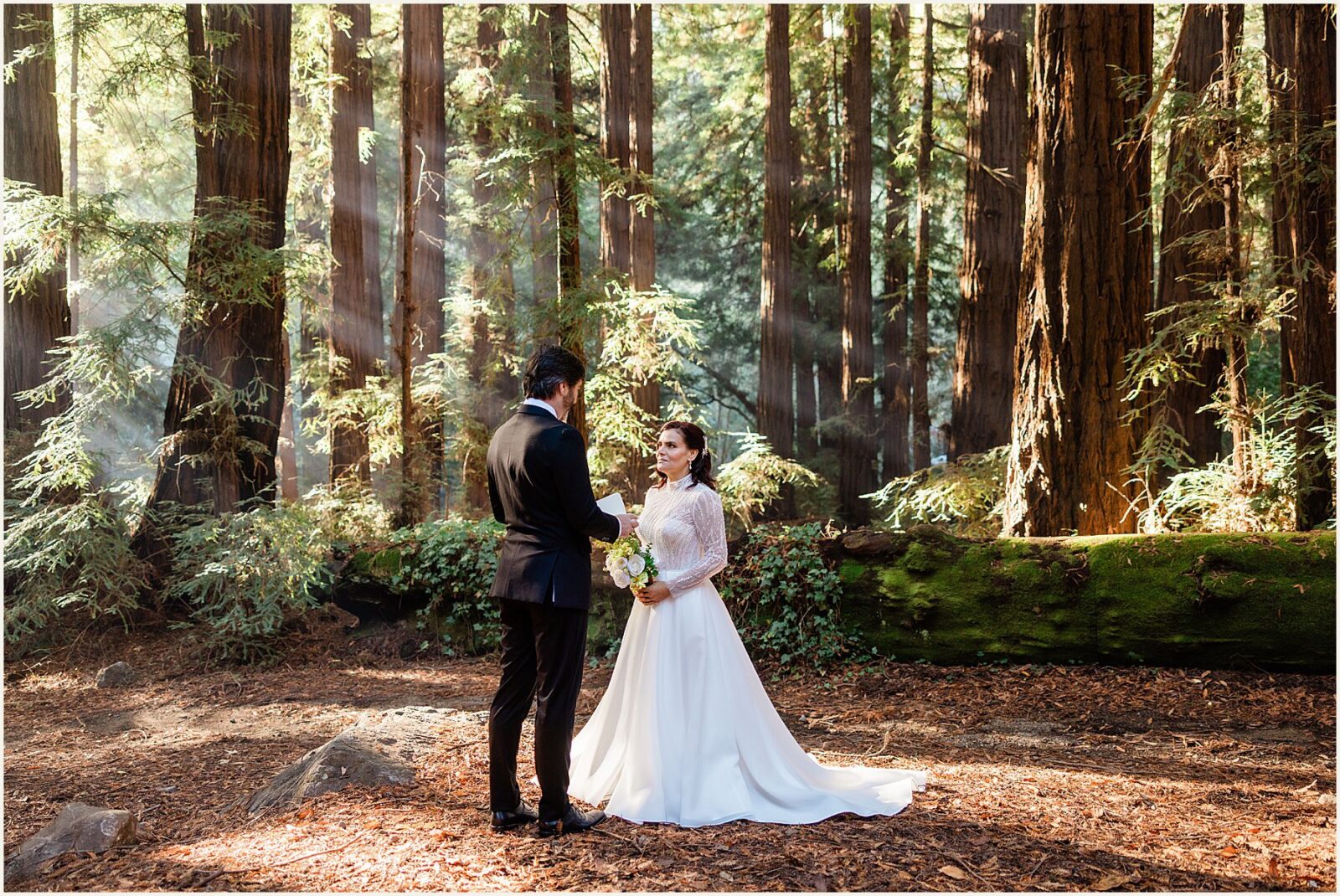 big-sur-photographer_lisa-and-jeremy_0020-1600x1071 Adventure Weddings + Elopements big-sur-photographer_lisa-and-jeremy_0020-1600x1071 Big Sur Photographer | Redwood Elopement