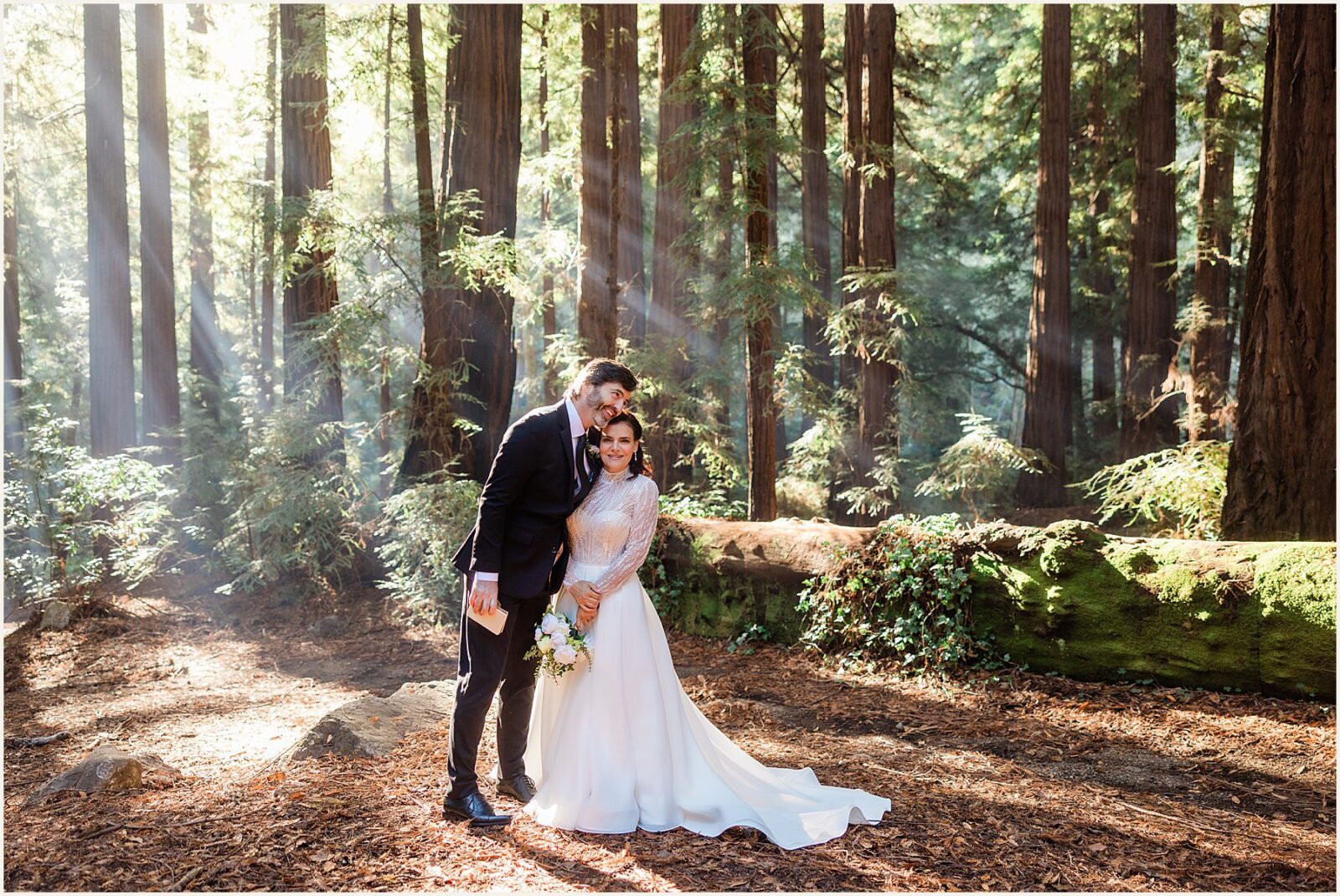 big-sur-photographer_lisa-and-jeremy_0020-1600x1071 Adventure Weddings + Elopements big-sur-photographer_lisa-and-jeremy_0020-1600x1071 Big Sur Photographer | Redwood Elopement
