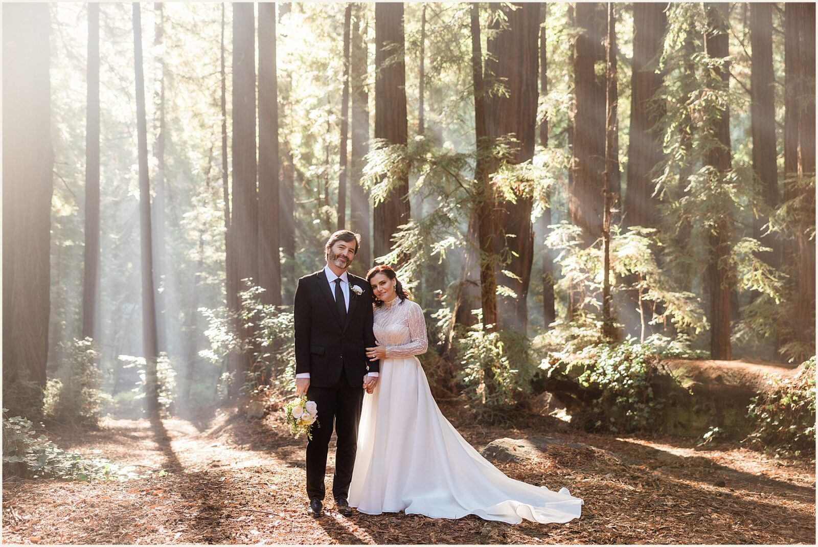 big-sur-photographer_lisa-and-jeremy_0020-1600x1071 Adventure Weddings + Elopements big-sur-photographer_lisa-and-jeremy_0020-1600x1071 Big Sur Photographer | Redwood Elopement