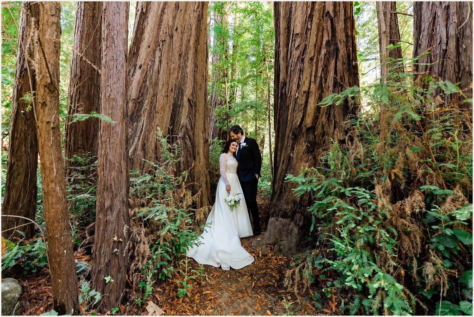 big-sur-photographer_lisa-and-jeremy_0020-1600x1071 Adventure Weddings + Elopements big-sur-photographer_lisa-and-jeremy_0020-1600x1071 Big Sur Photographer | Redwood Elopement