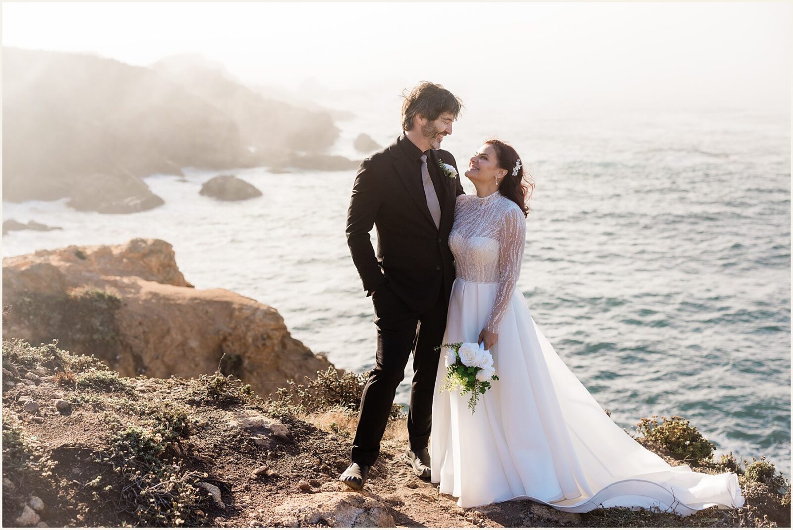big-sur-photographer_lisa-and-jeremy_0020-1600x1071 Adventure Weddings + Elopements big-sur-photographer_lisa-and-jeremy_0020-1600x1071 Big Sur Photographer | Redwood Elopement