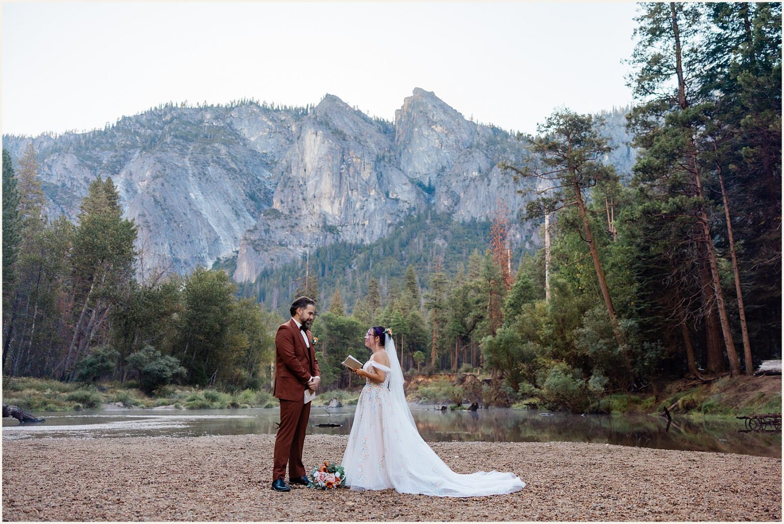 cathedral-beach-picnic-area_brian-and-crystal_0089-1600x1070 Cathedral Beach Picnic Area Wedding In Yosemite